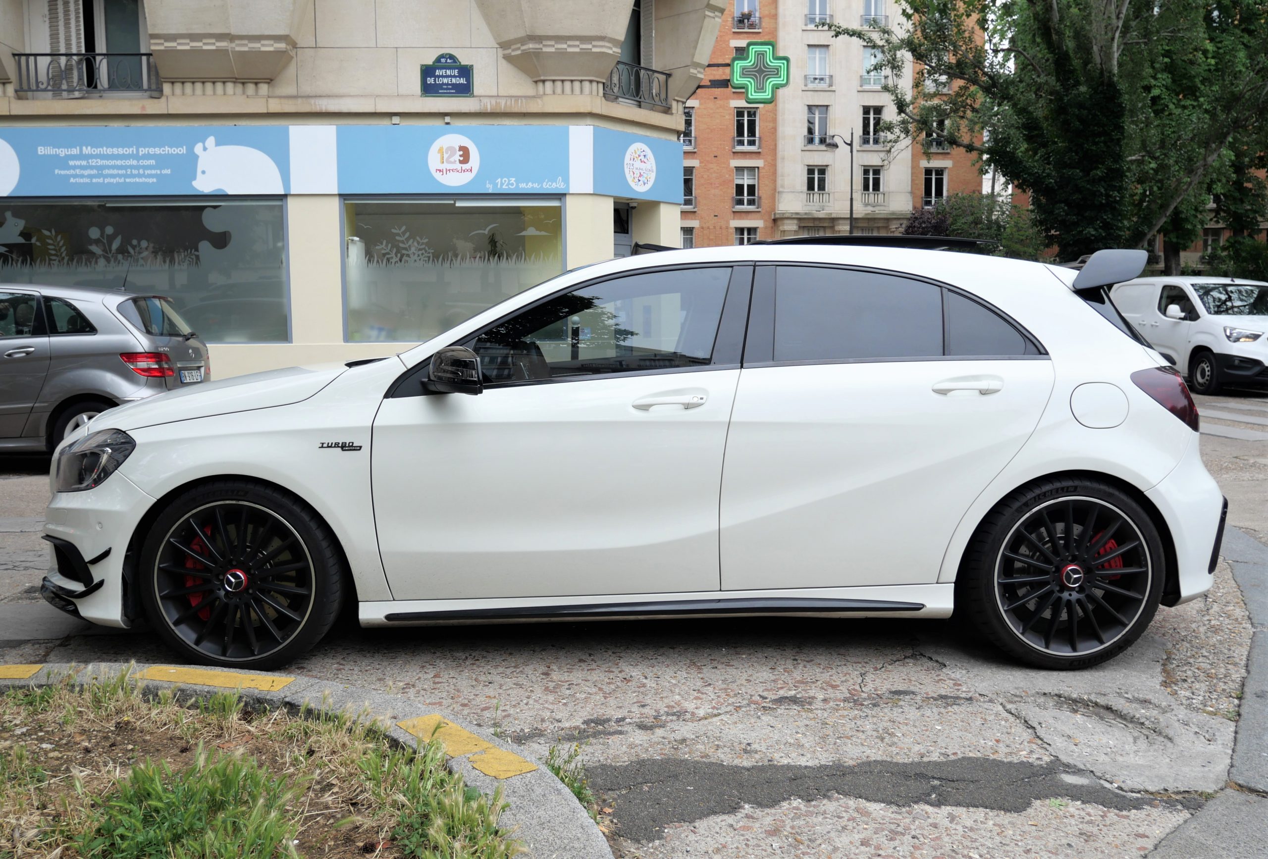 MERCEDES Classe A 45 AMG (W176) Pack Performance 2.0 i Turbo 4MATIC 7G-DCT 360 ch 1