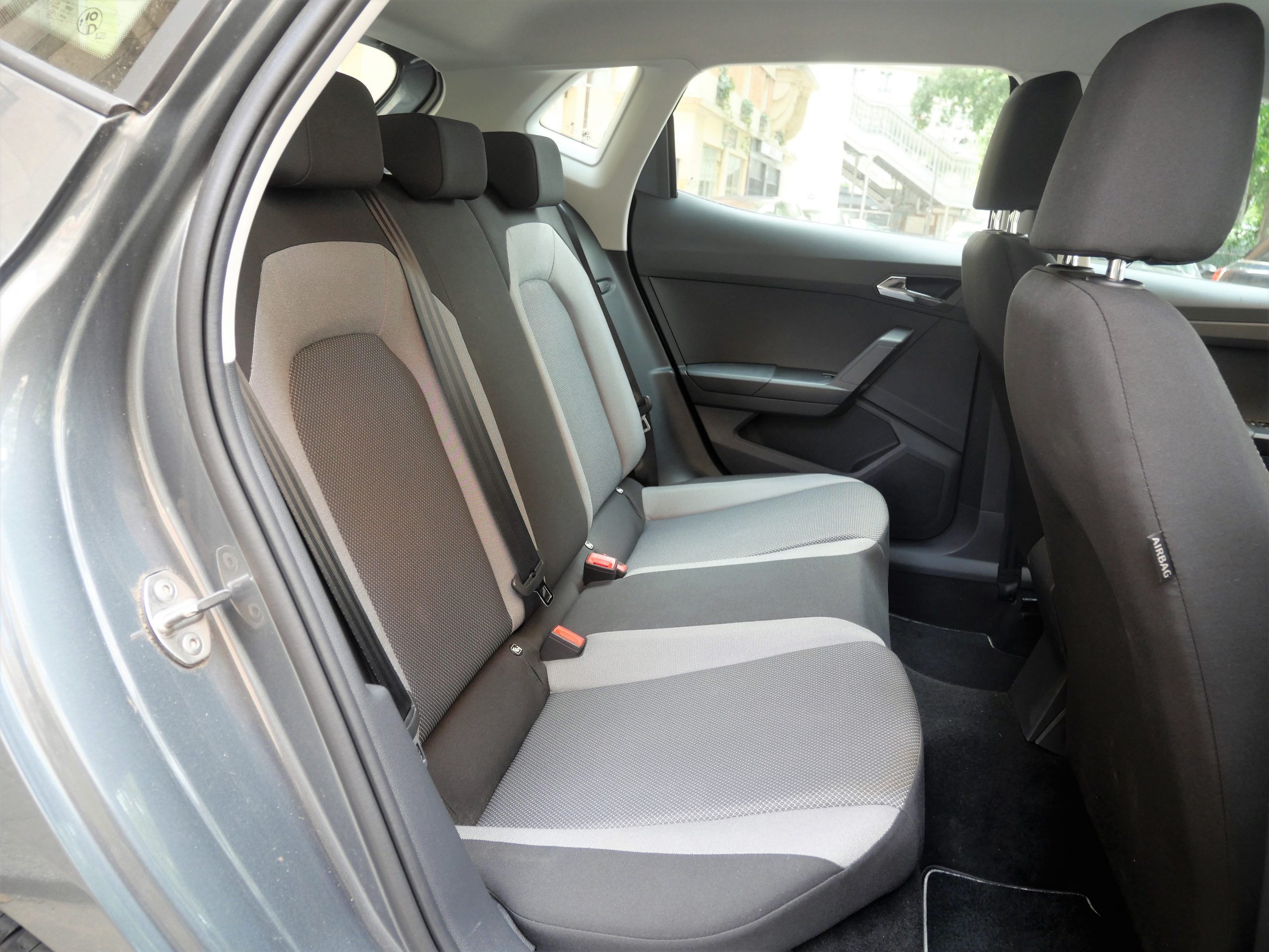 SEAT Ibiza V Style Business 1.0 TSI 12V 95 ch 11