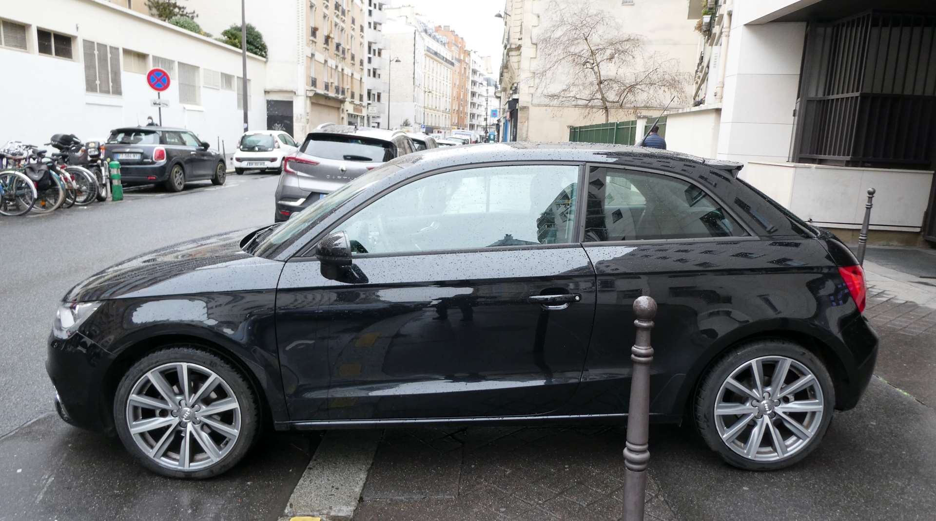AUDI A1 1.6 TDi 90 AMBITION LUXE 1ère main 5