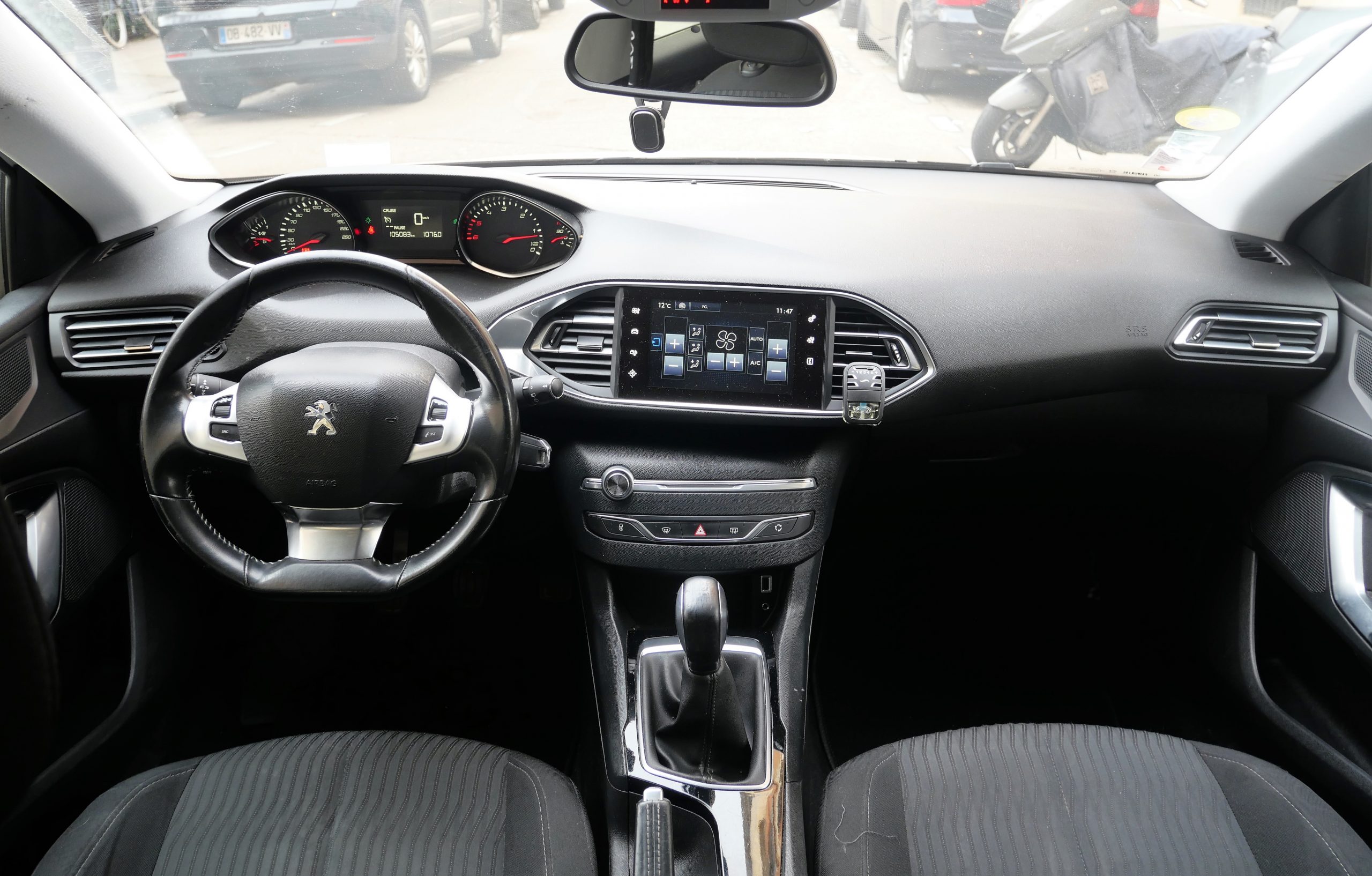 PEUGEOT 308 BUSINESS 1.6 HDi 99 CH 12