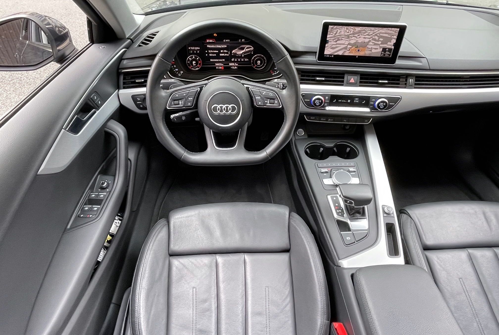 Audi A4 Avant 2.0 tdi 150 Design luxe 14