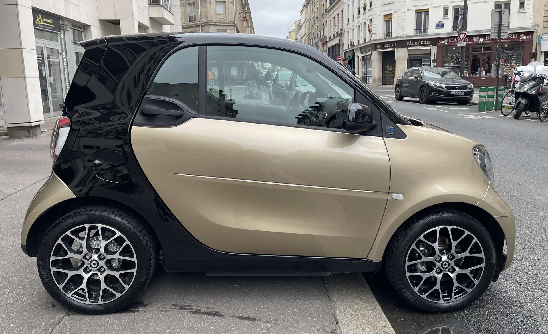SMART FORTWO III (2) BEV 18KWH EQ COUPE PRIME 1