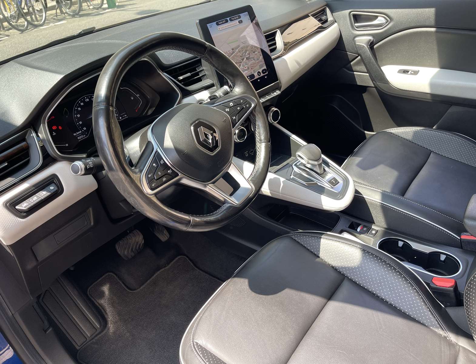 Renault CAPTUR II 1.3 TCe140 INTENS FULL OPTIONS 15