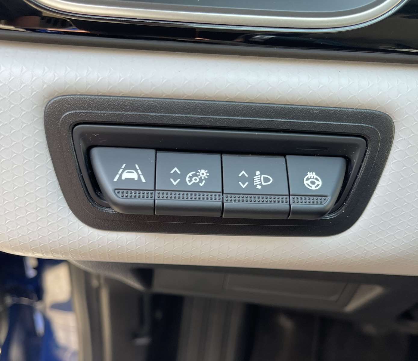 Renault CAPTUR II 1.3 TCe140 INTENS FULL OPTIONS 18