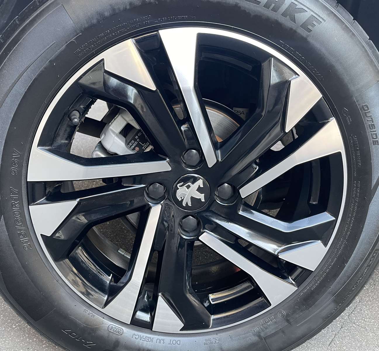 Peugeot 2008 155ch S&S GT Pack EAT8 1ère main toit pano 24