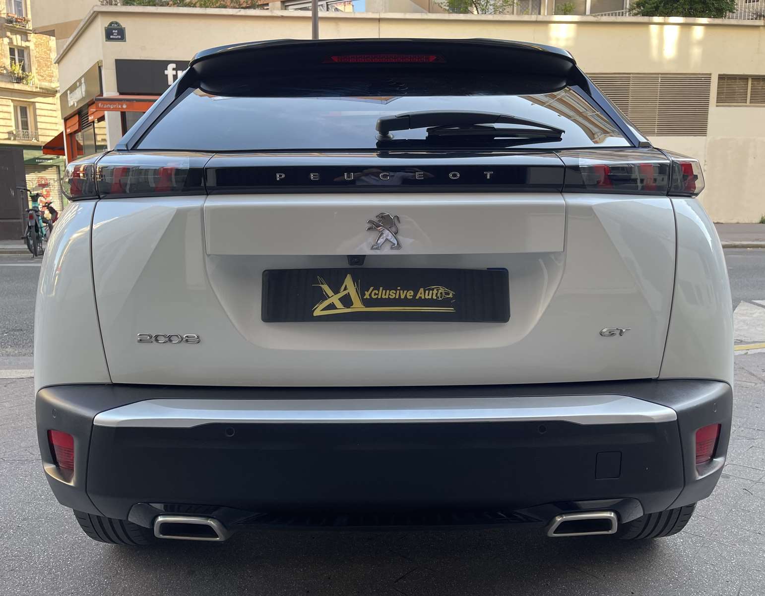 Peugeot 2008 155ch S&S GT Pack EAT8 1ère main toit pano 3