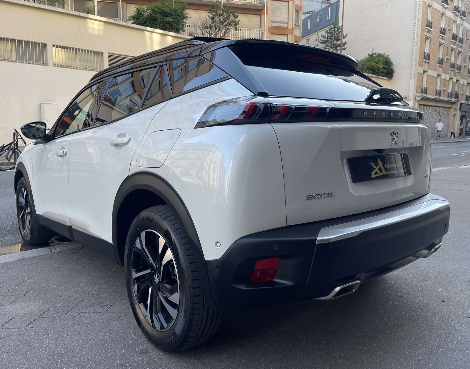 Peugeot 2008 155ch S&S GT Pack EAT8 1ère main toit pano 4