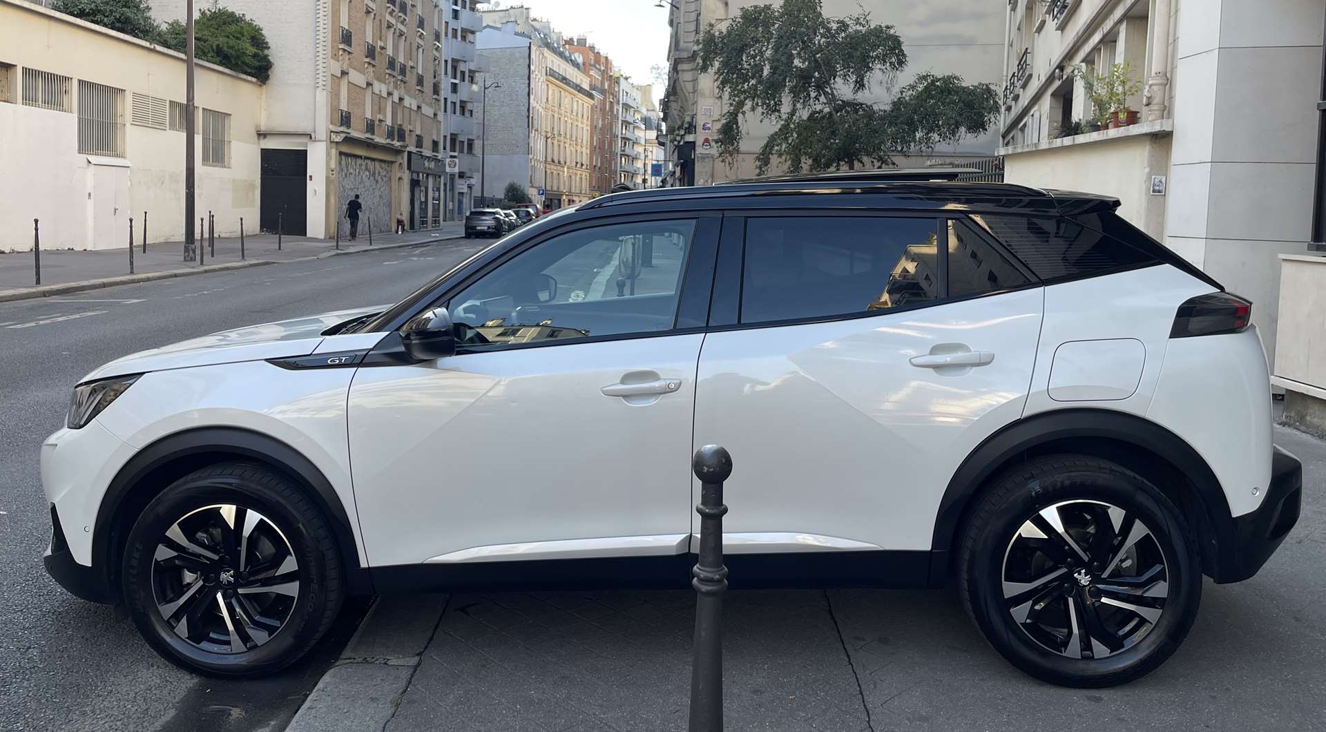 Peugeot 2008 155ch S&S GT Pack EAT8 1ère main toit pano 5