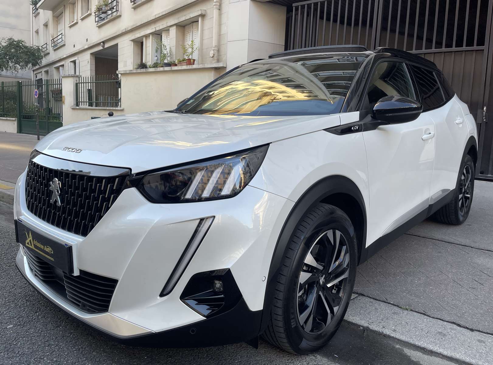 Peugeot 2008 155ch S&S GT Pack EAT8 1ère main toit pano 6