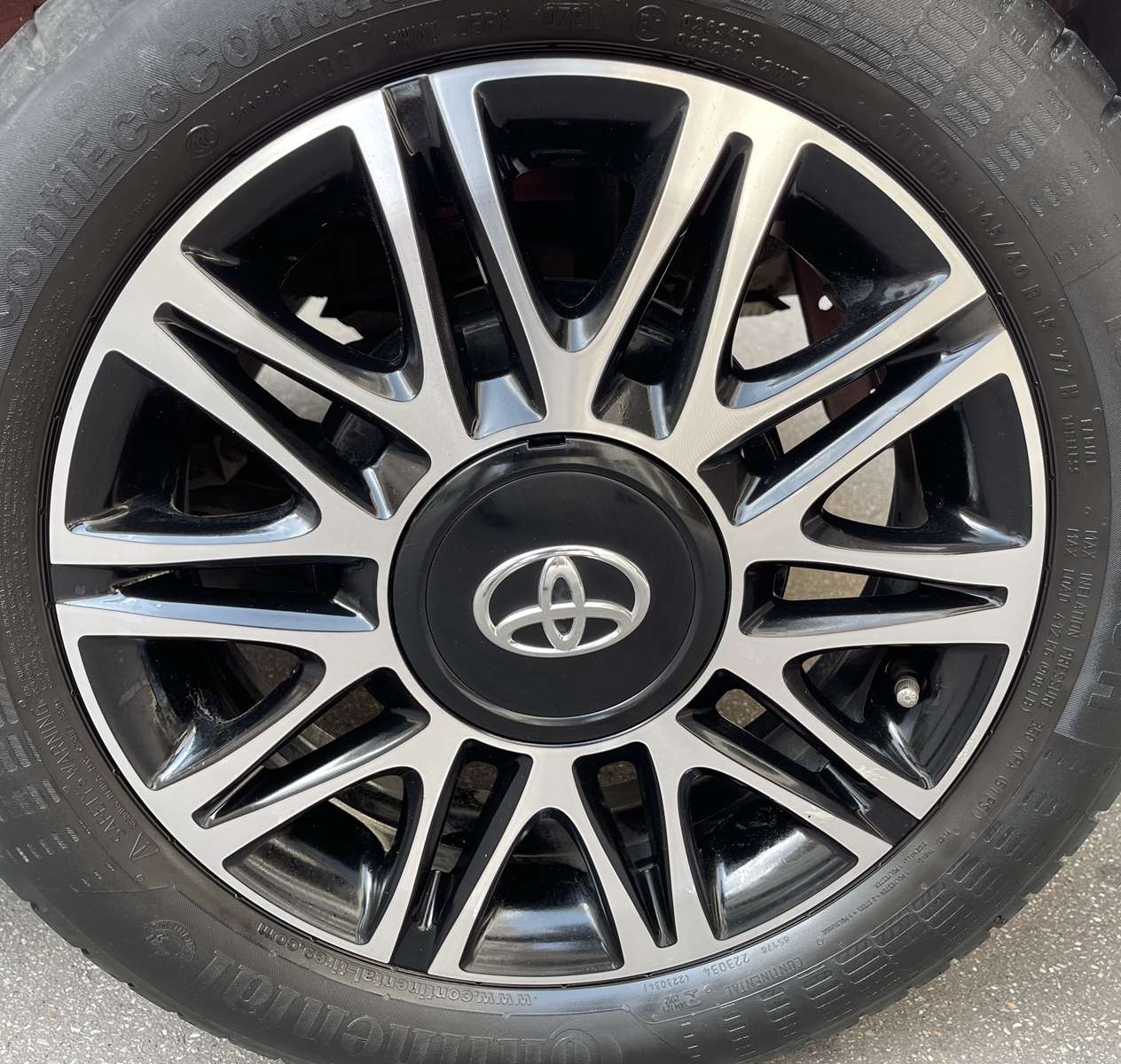 Toyota Aygo 1.0 VVT-i 72ch x-clusiv 5P 24