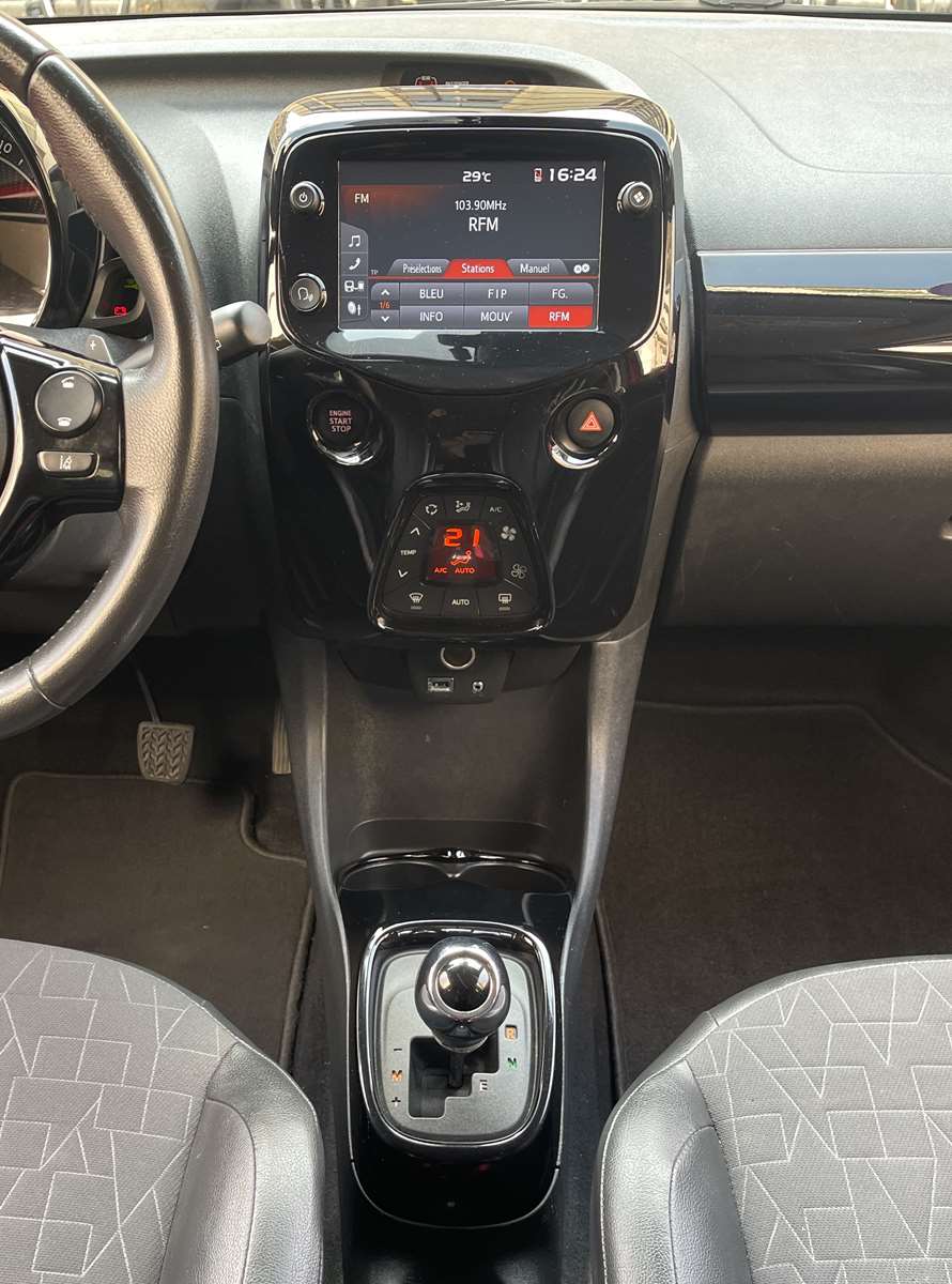 Toyota Aygo 1.0 VVT-i 72ch x-clusiv 5P 14