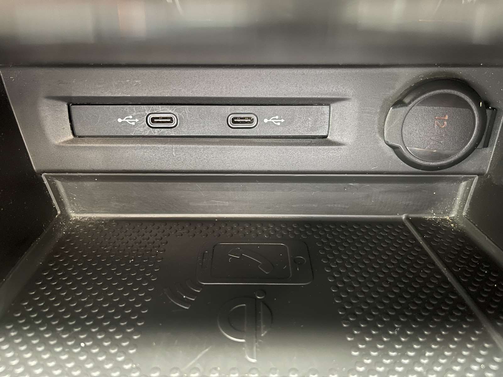 VOLKSWAGEN TIGUAN II Phase 2 1.5 TSi DSG7 150 ELEGANCE TOIT PANO 18