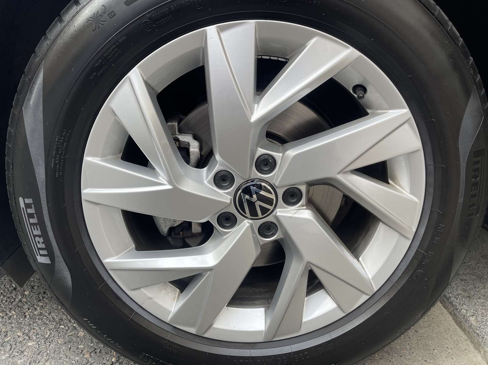 VOLKSWAGEN TIGUAN II Phase 2 1.5 TSi DSG7 150 ELEGANCE TOIT PANO 29