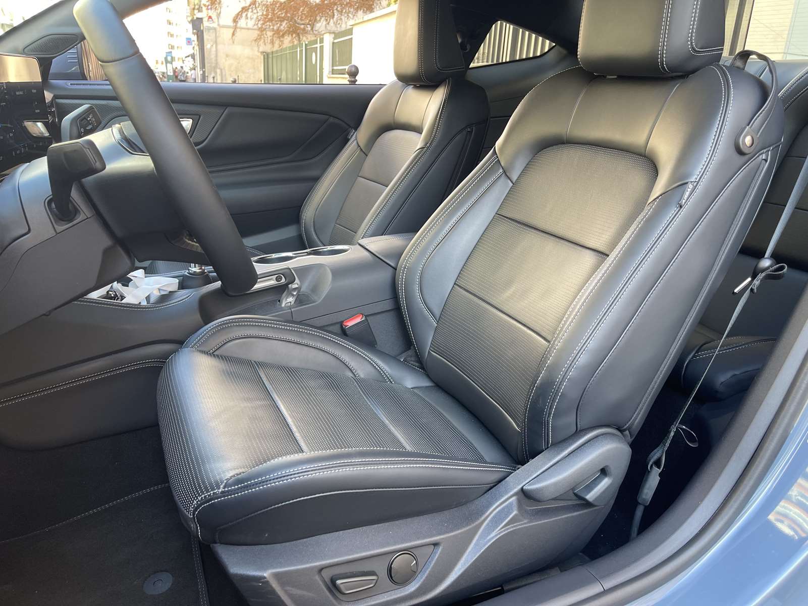 FORD MUSTANG FASTBACK 5.0 V8 46 GT 7