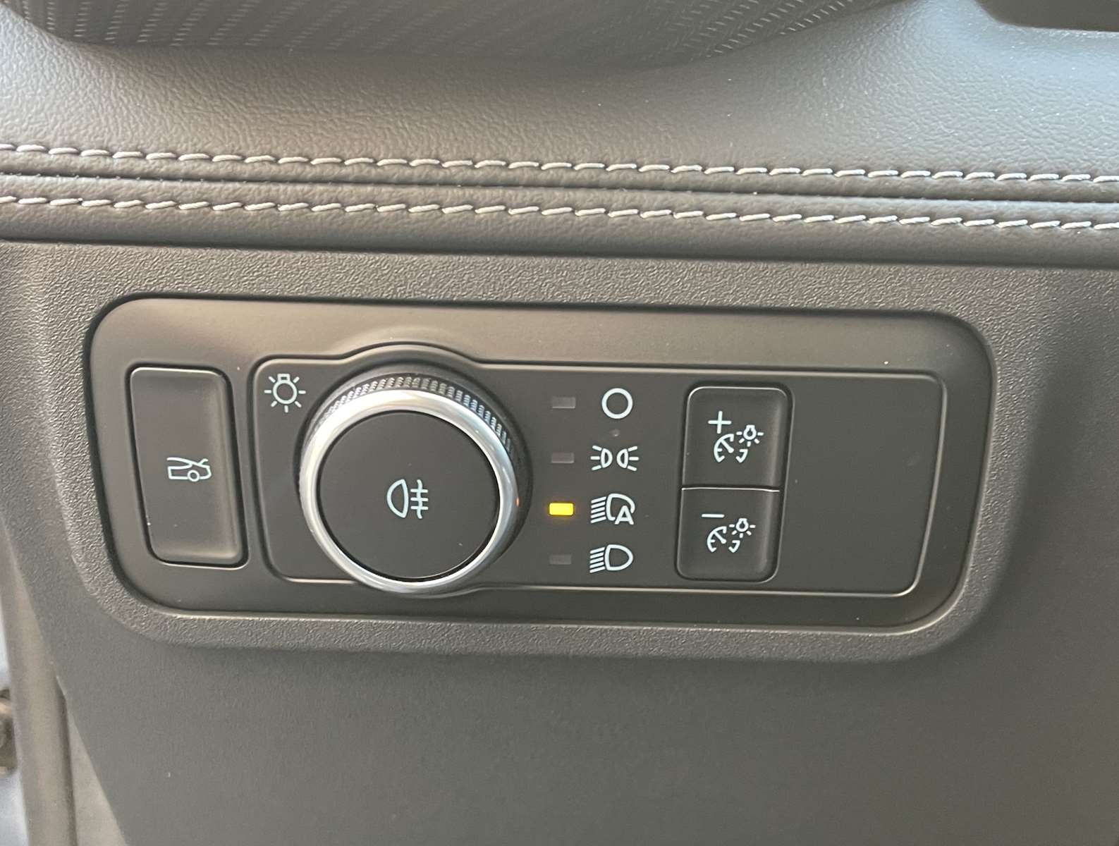 FORD MUSTANG FASTBACK 5.0 V8 46 GT 21