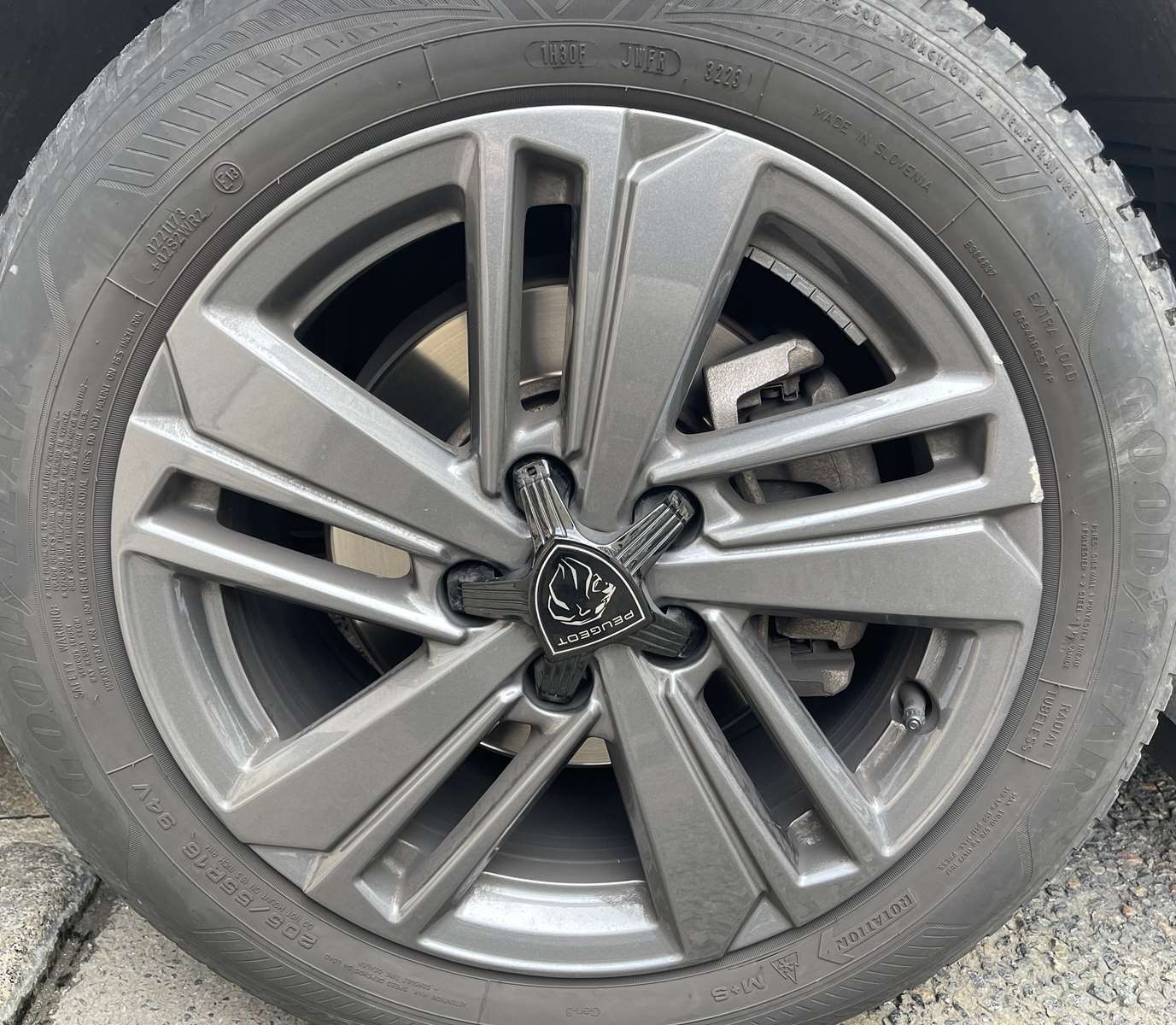 Peugeot 308 1.2 PureTech 130ch S&S Active Pack EAT8 18