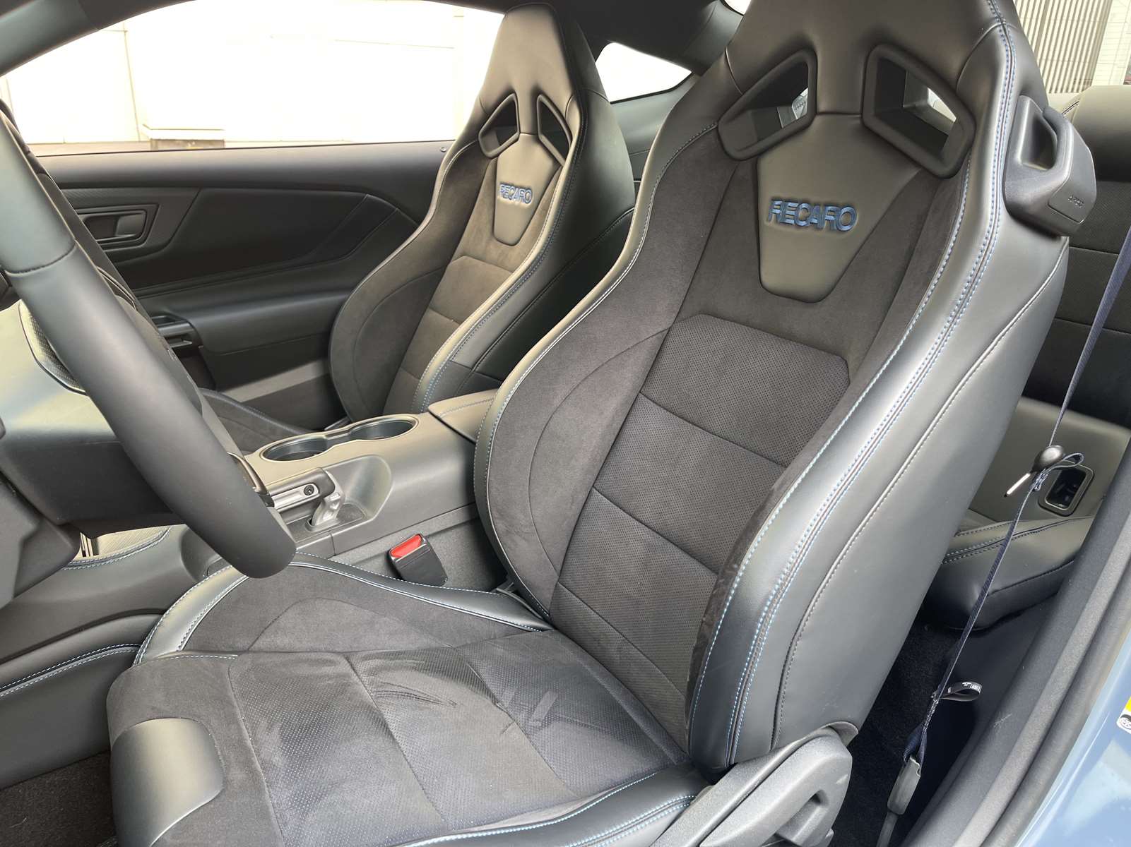 FORD MUSTANG VII FASTBACK V8 5.0 453 DARK HORSE BVM6 7