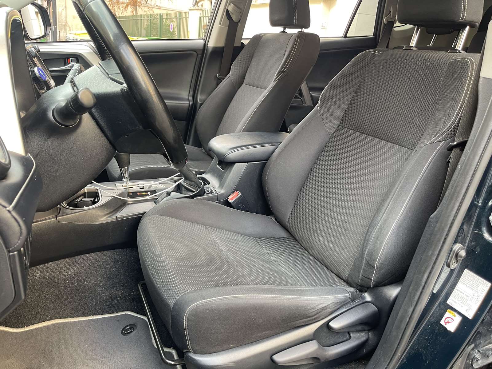 Toyota RAV4 197 Hybride Dynamic 2WD CVT 8