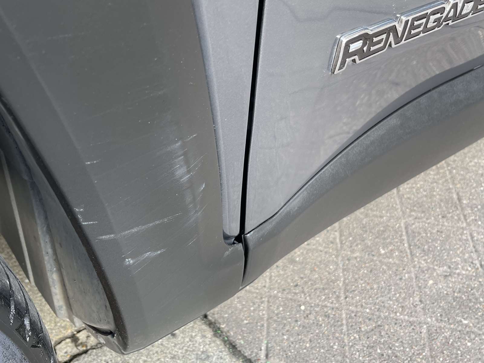 Jeep Renegade 1.3 GSE T4 150ch Limited BVR6 150 ch 31