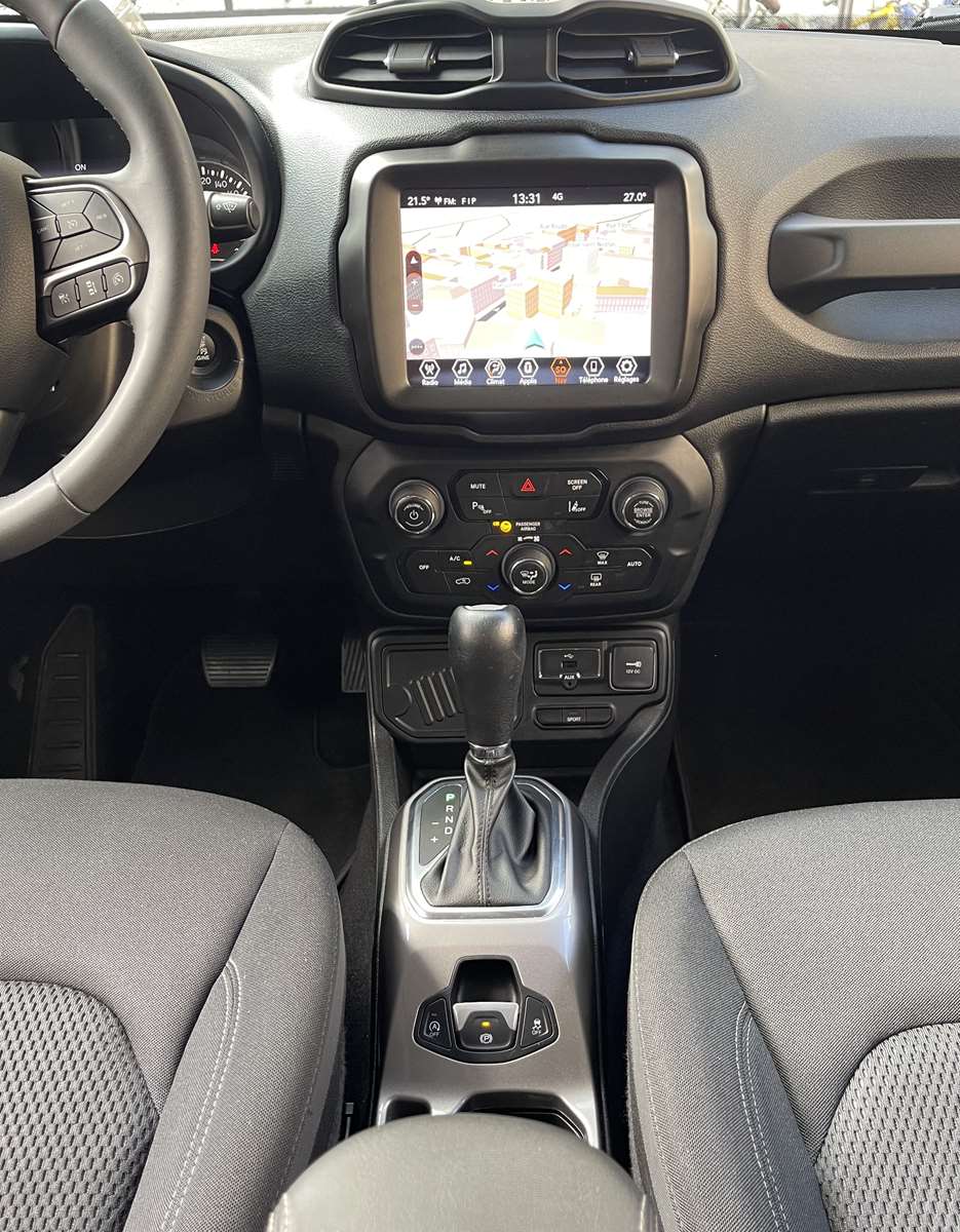 Jeep Renegade 1.3 GSE T4 150ch Limited BVR6 150 ch 14