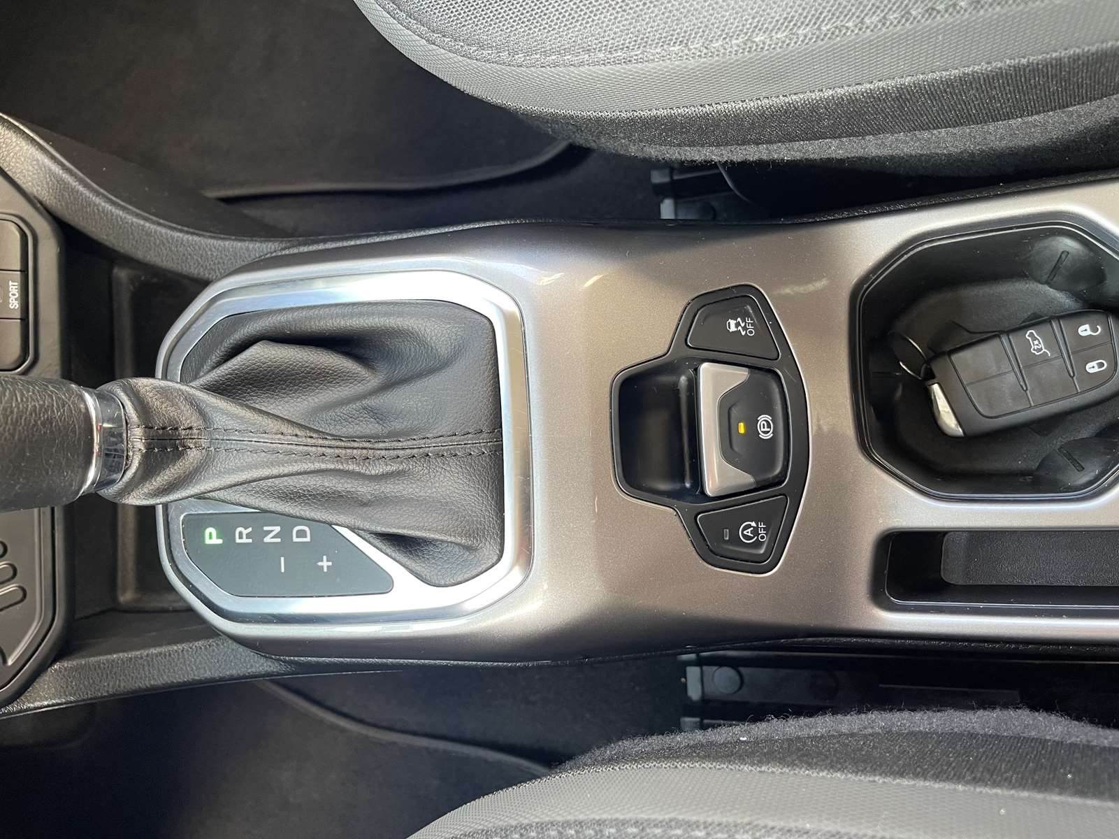 Jeep Renegade 1.3 GSE T4 150ch Limited BVR6 150 ch 23