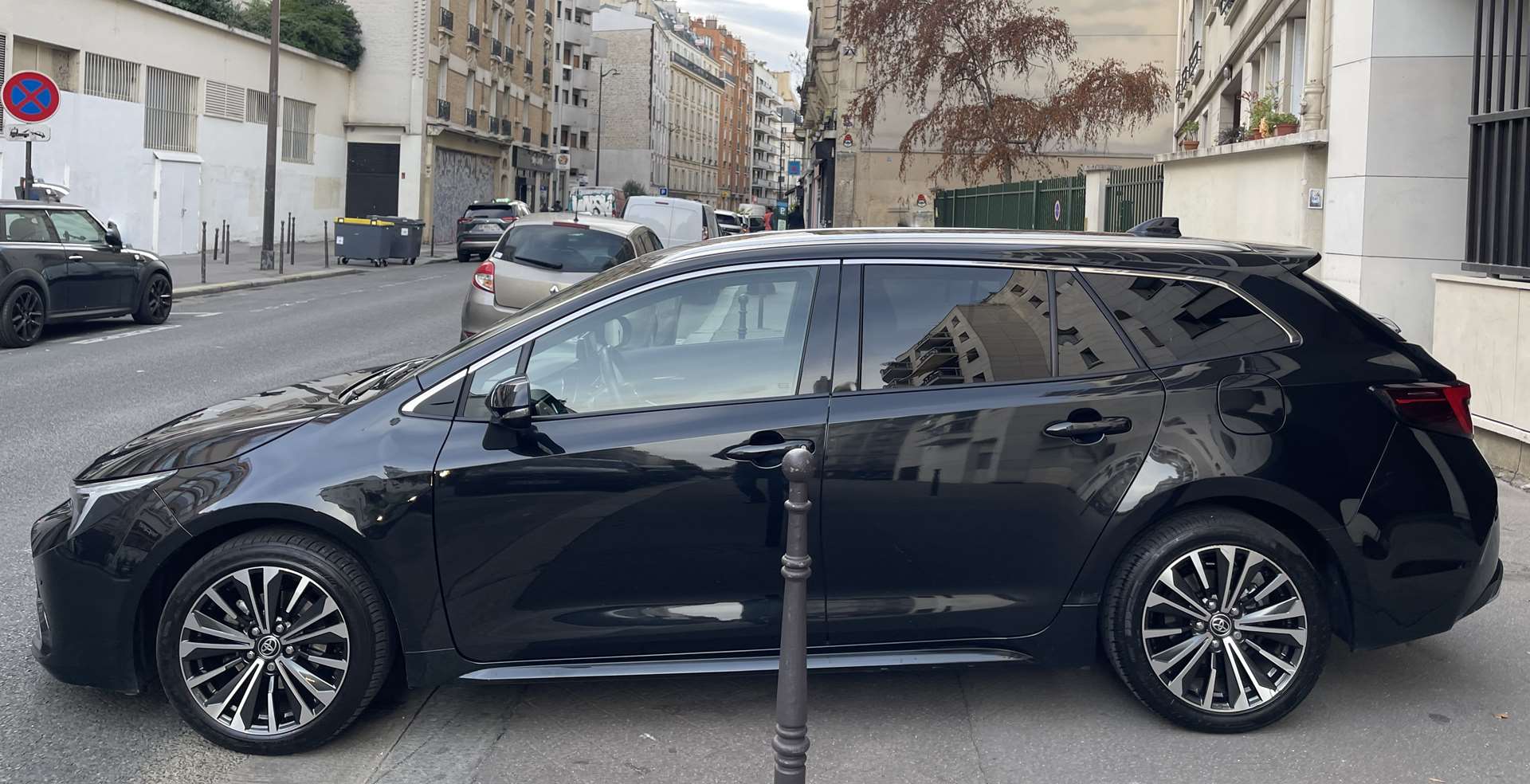 TOYOTA Corolla Touring 1.8 140ch Dynamic Business MY25 1ère main 5