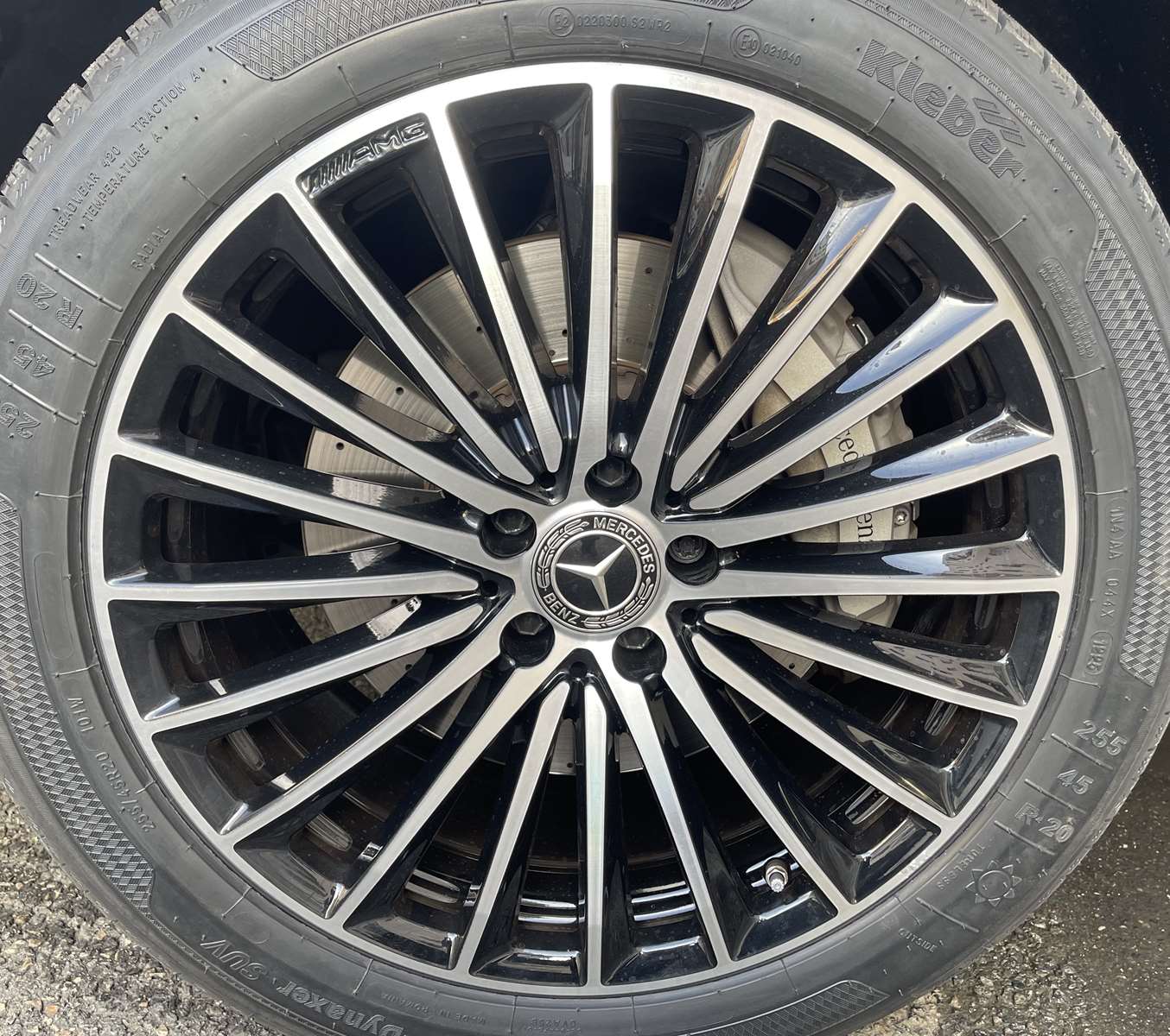 Mercedes GLC II 300 E AMG LINE 4MATIC 9G-TRONIC 1ère main 36