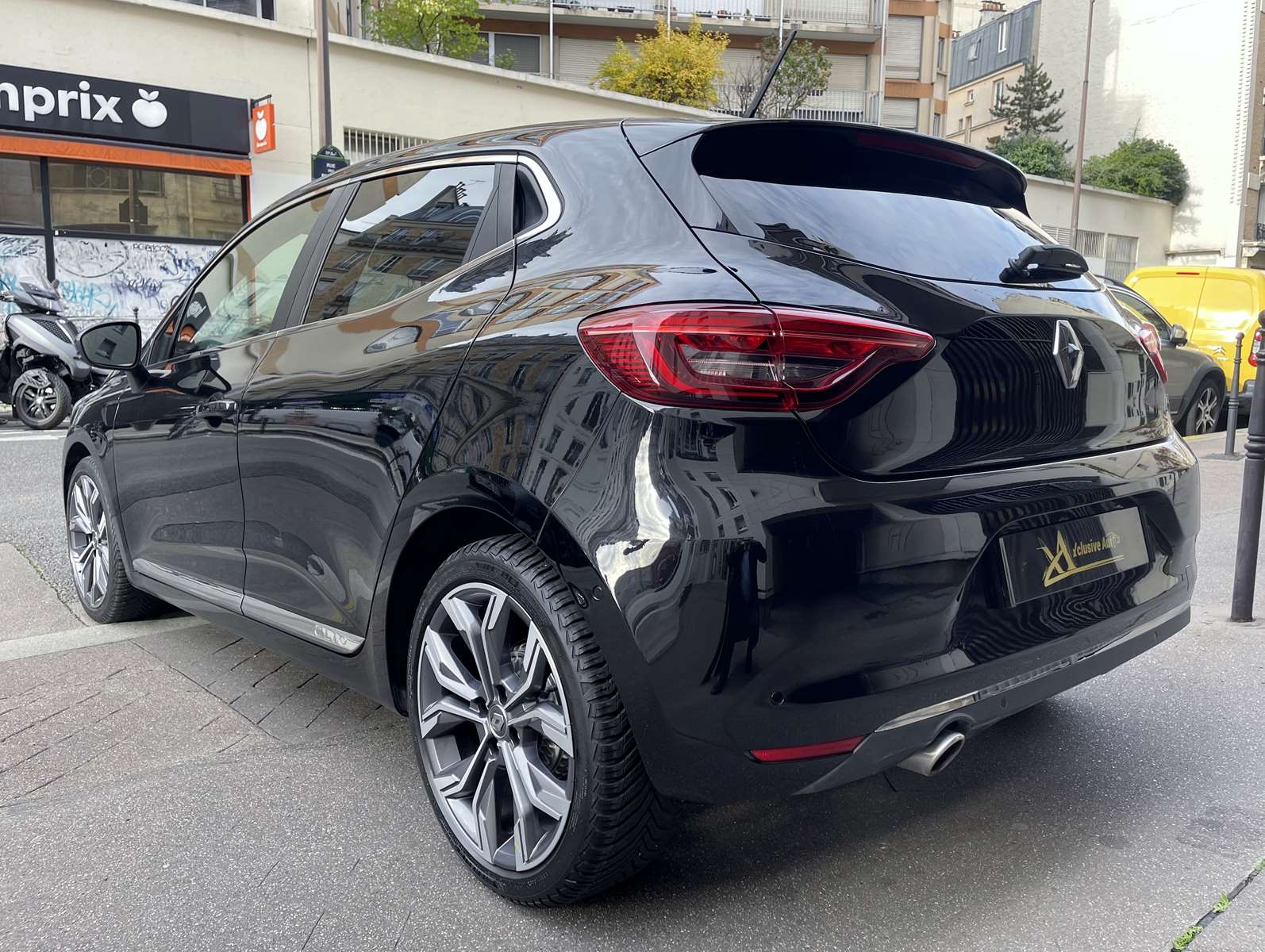 Renault Clio V 1.0 TCe 100ch Intens 4