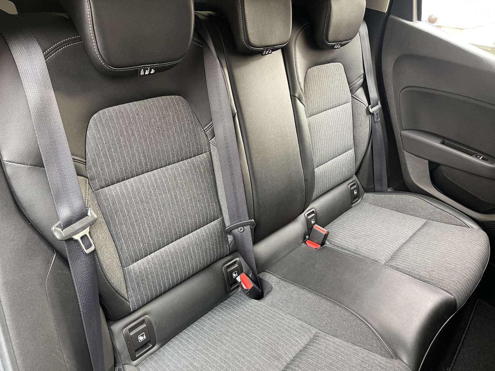 Renault Clio V 1.0 TCe 100ch Intens 11