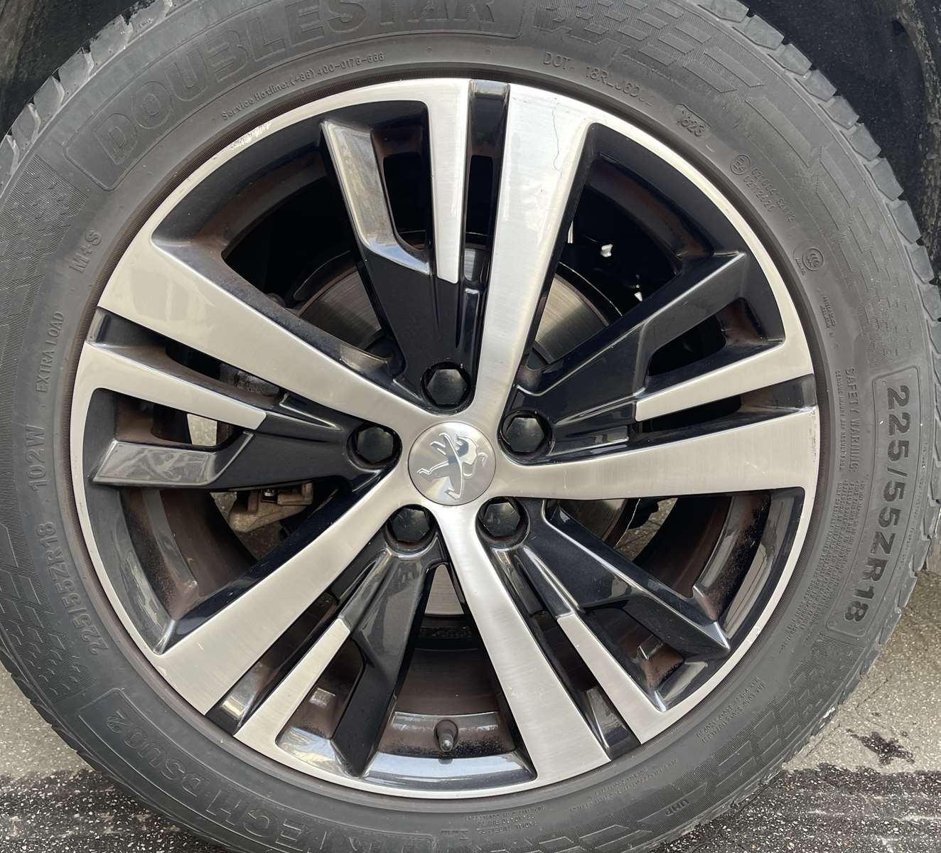 PEUGEOT 5008 1.2 PureTech 130ch E6.3 Allure S&S EAT8 21