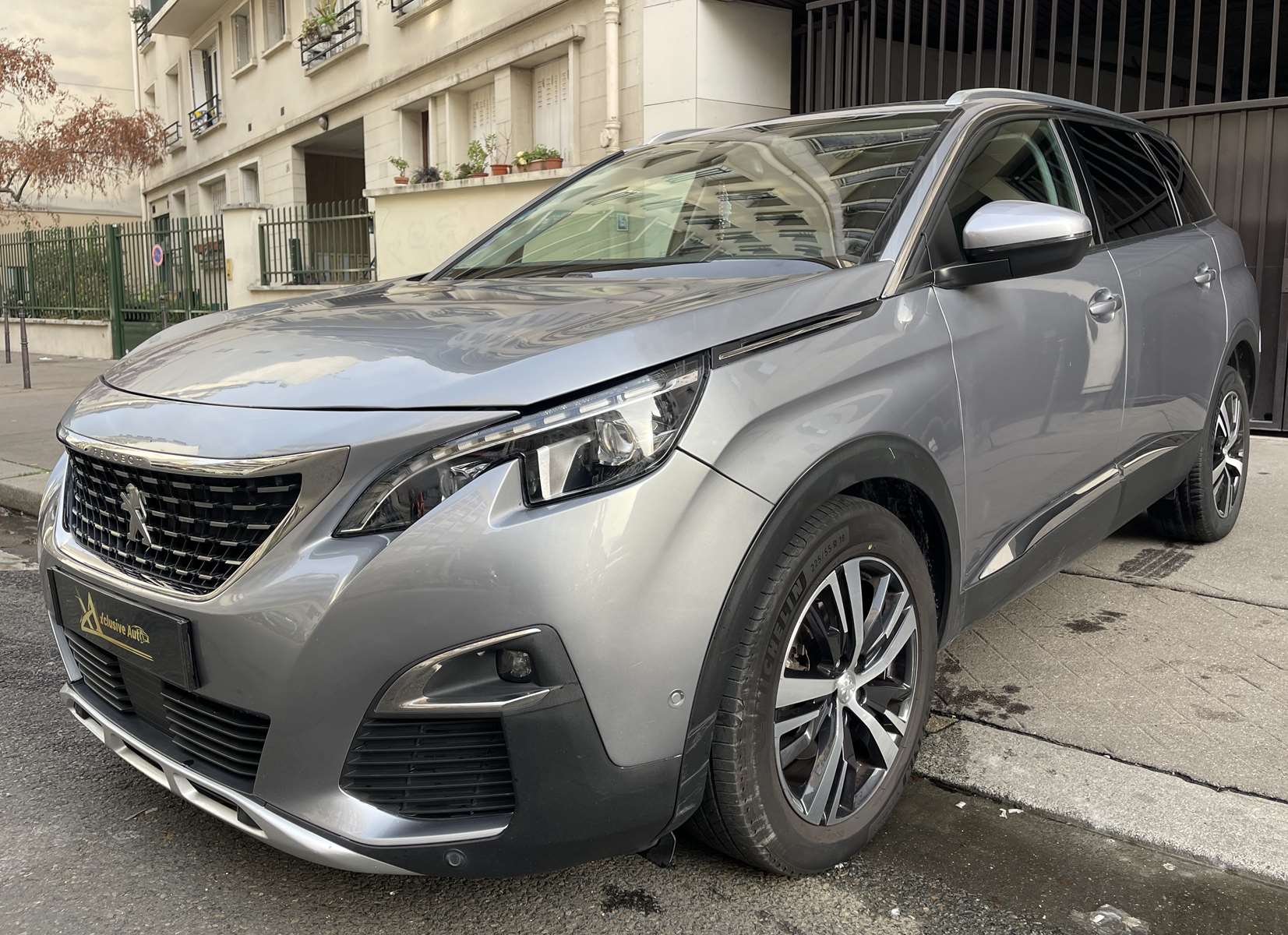 PEUGEOT 5008 1.2 PureTech 130ch E6.3 Allure S&S EAT8 6