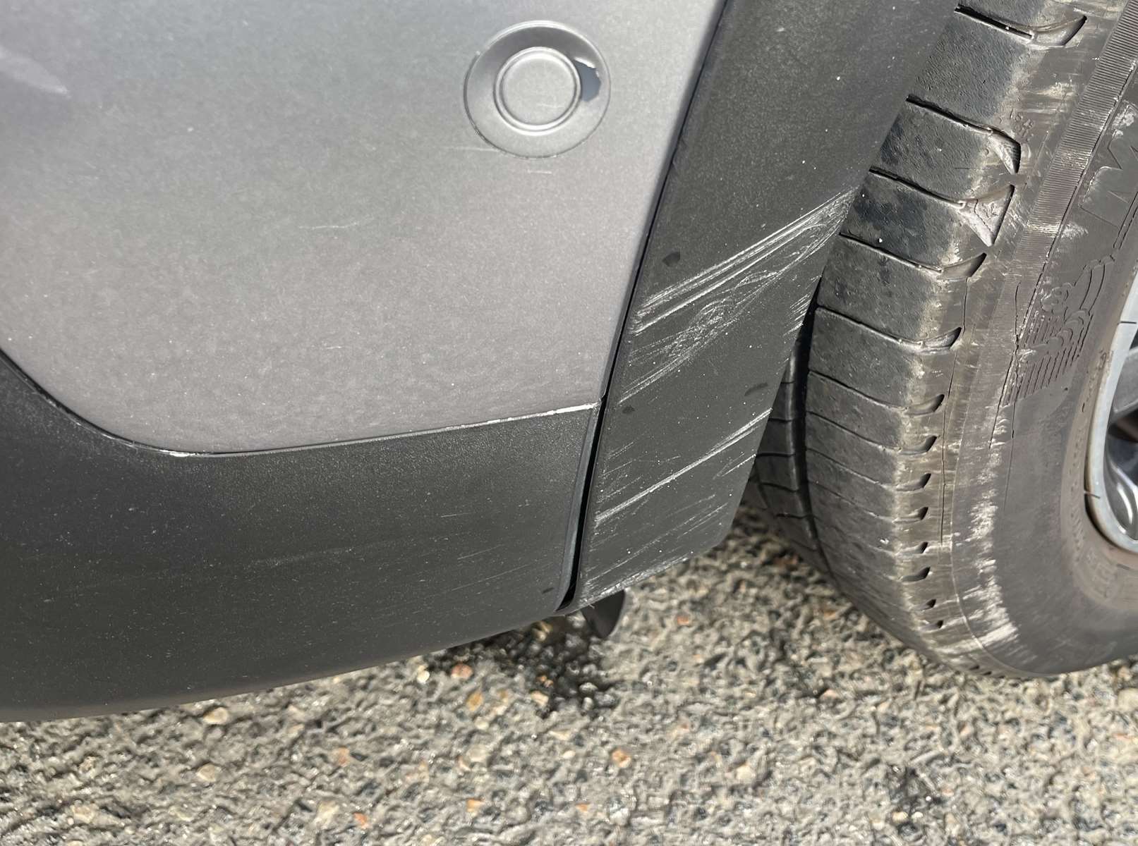 PEUGEOT 5008 1.2 PureTech 130ch E6.3 Allure S&S EAT8 24