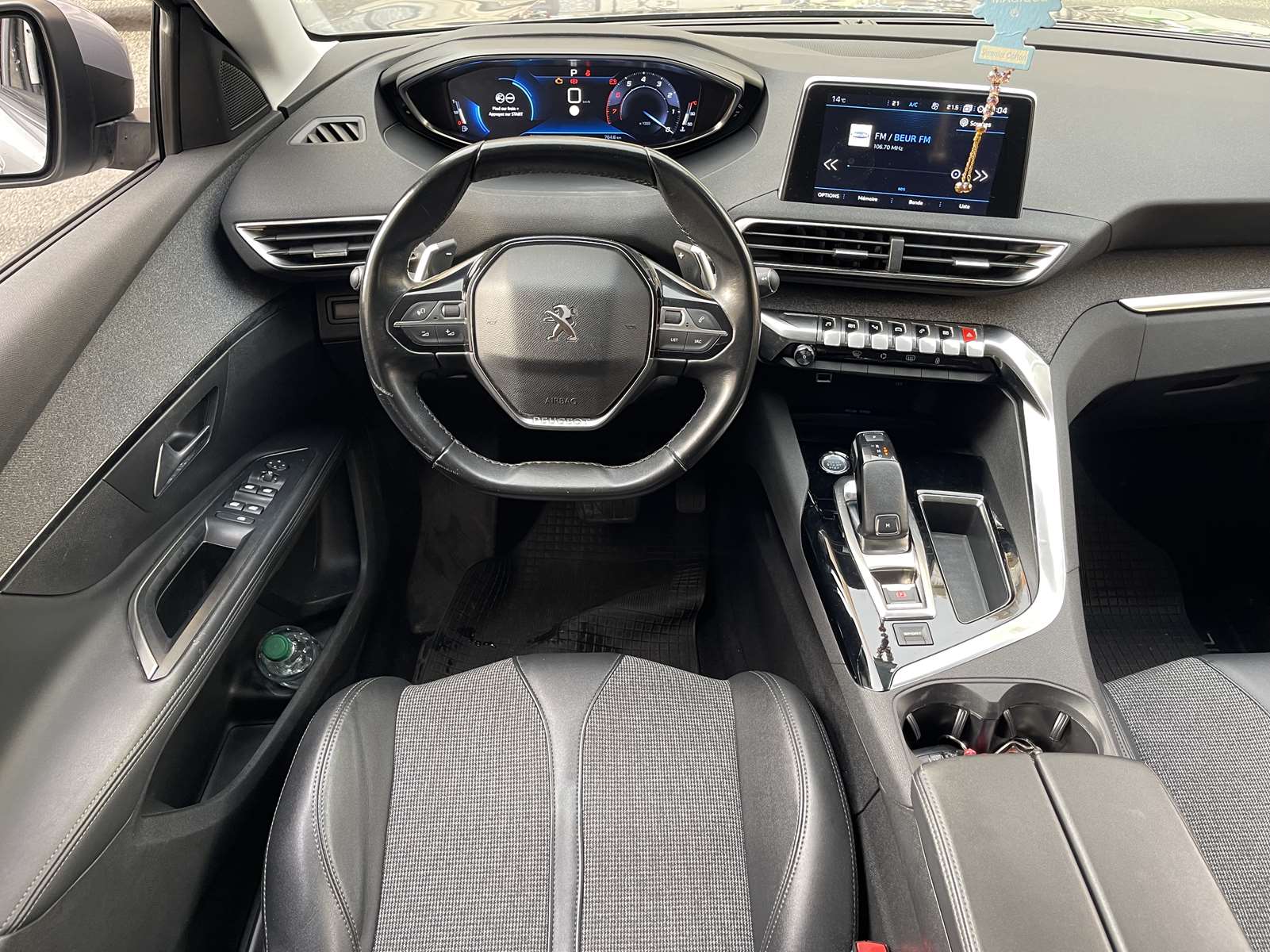 PEUGEOT 5008 1.2 PureTech 130ch E6.3 Allure S&S EAT8 13