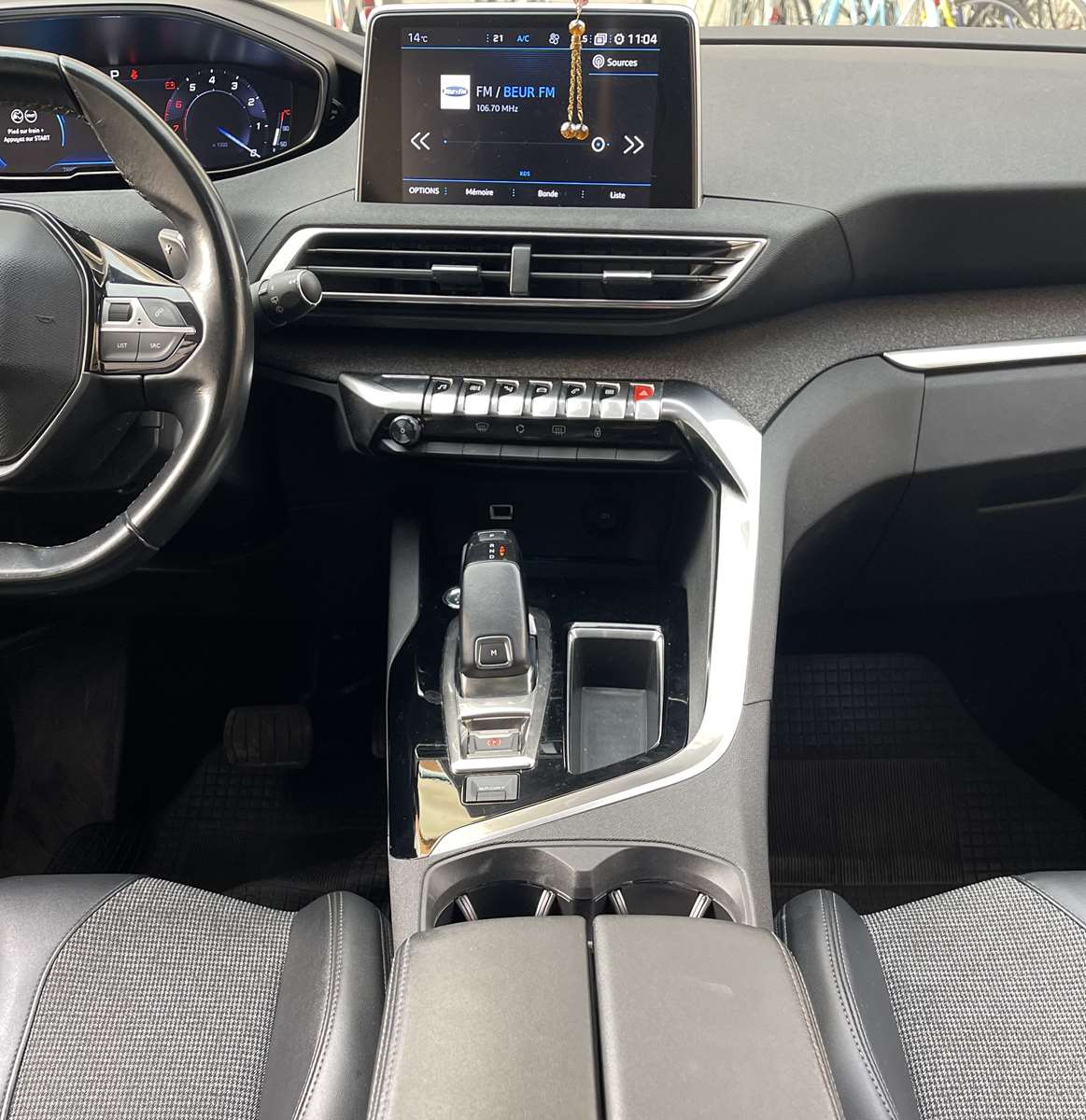 PEUGEOT 5008 1.2 PureTech 130ch E6.3 Allure S&S EAT8 14