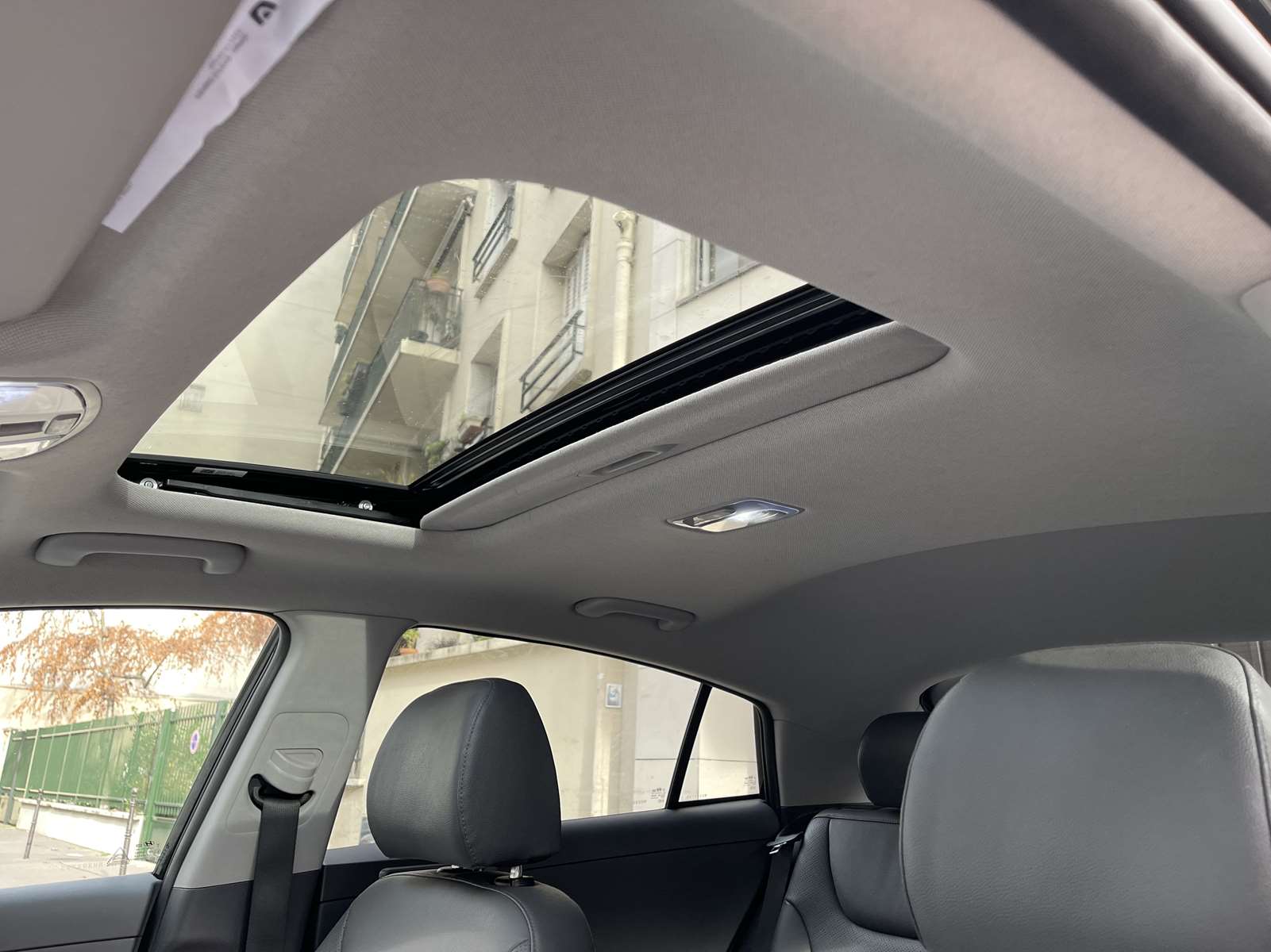 Hyundai IONIQ (2) 1.6 HYBRID 141 EXECUTIVE 1ère main 22