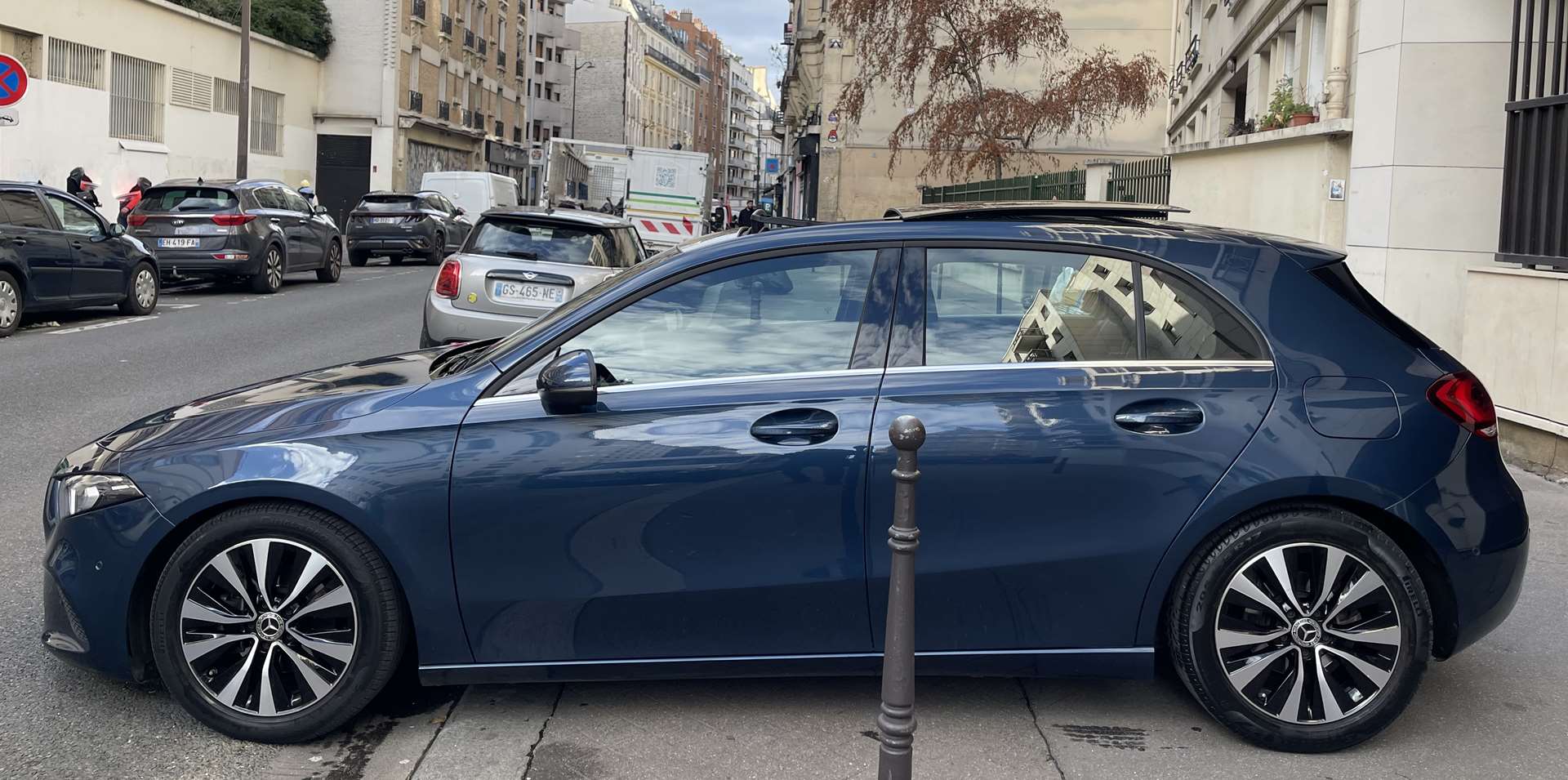 Mercedes CLASSE A 180 STYLE LINE TOIT PANO 1ère main 5