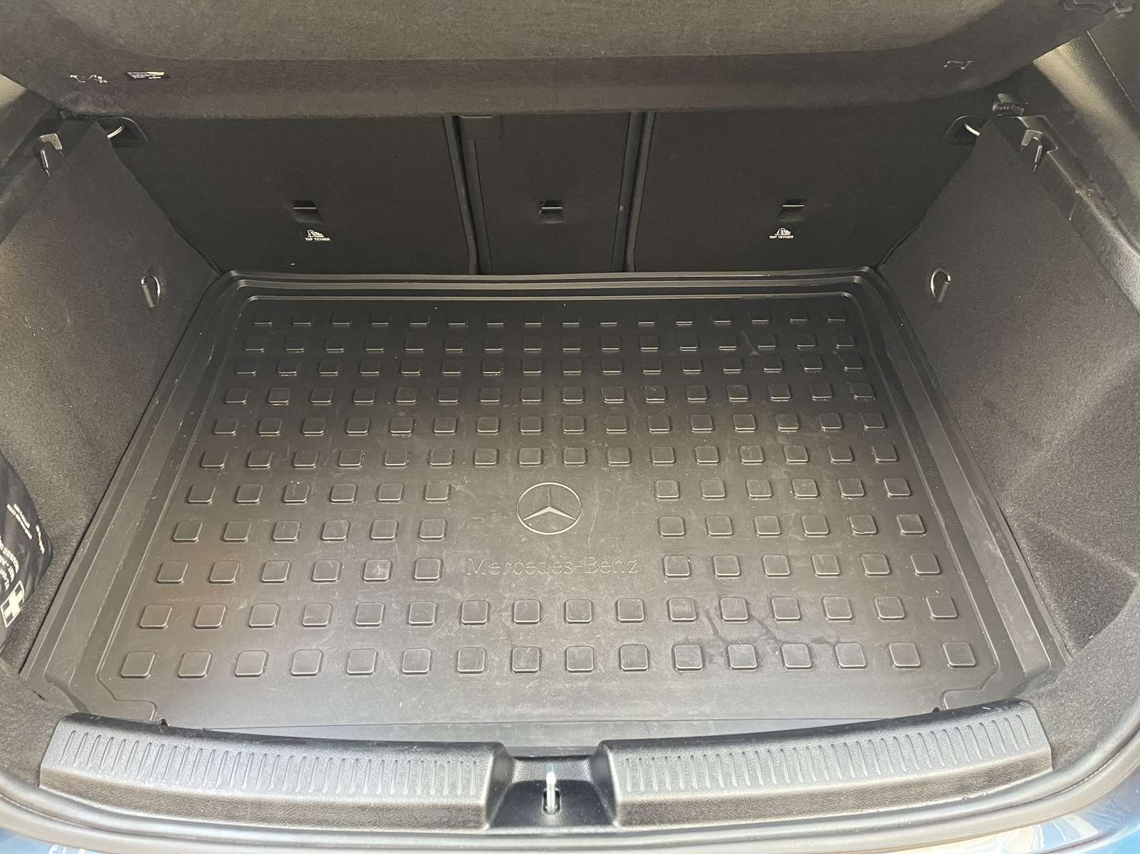 Mercedes CLASSE A 180 STYLE LINE TOIT PANO 1ère main 19