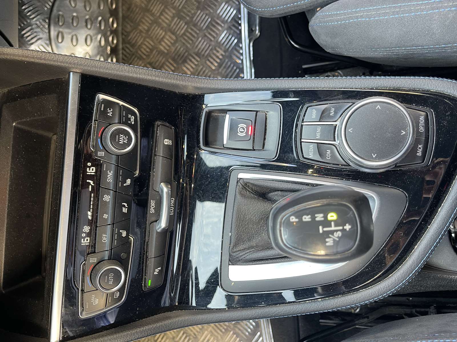 BMW SERIE 2 F46 Grand Tourer M Sport 16