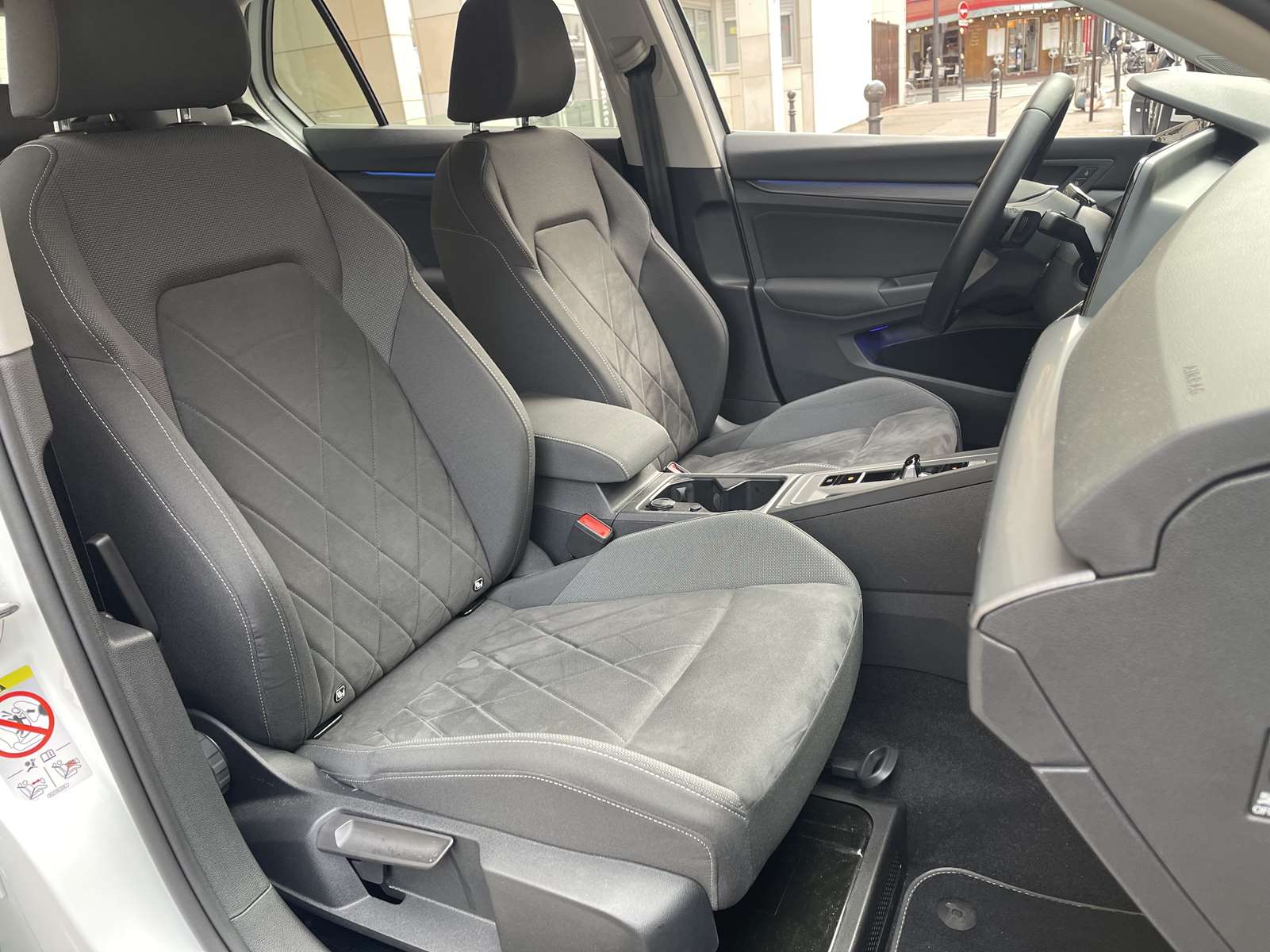 VOLKSWAGEN Golf 1.5 eTSI 130ch Style DSG7 12