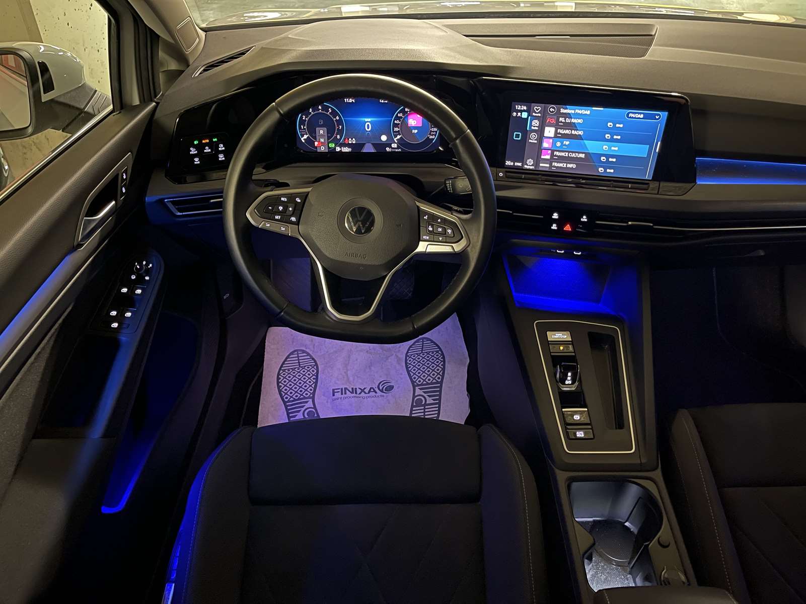 VOLKSWAGEN Golf 1.5 eTSI 130ch Style DSG7 17