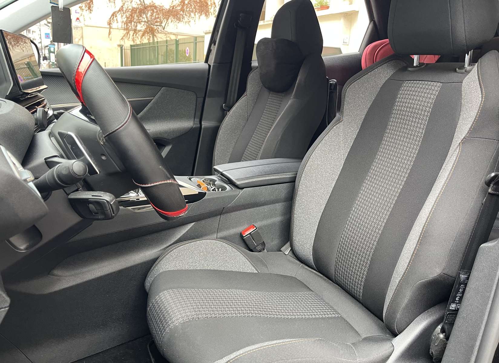 Peugeot 3008 II (2) 1.5 BLUEHDI 130 S&S Active Pack EAT8 7