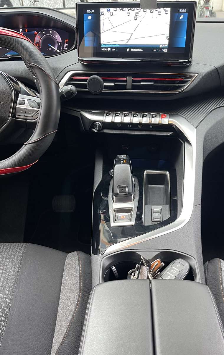 Peugeot 3008 II (2) 1.5 BLUEHDI 130 S&S Active Pack EAT8 12