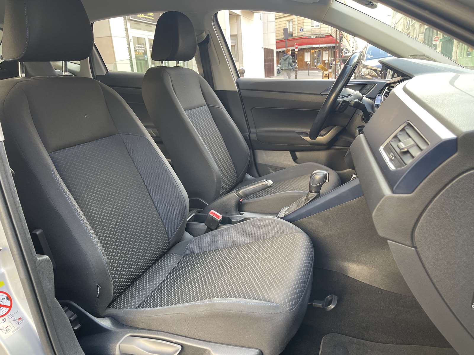 Volkswagen POLO VI 1.0 TSI 95ch United DSG7 1ère main 11