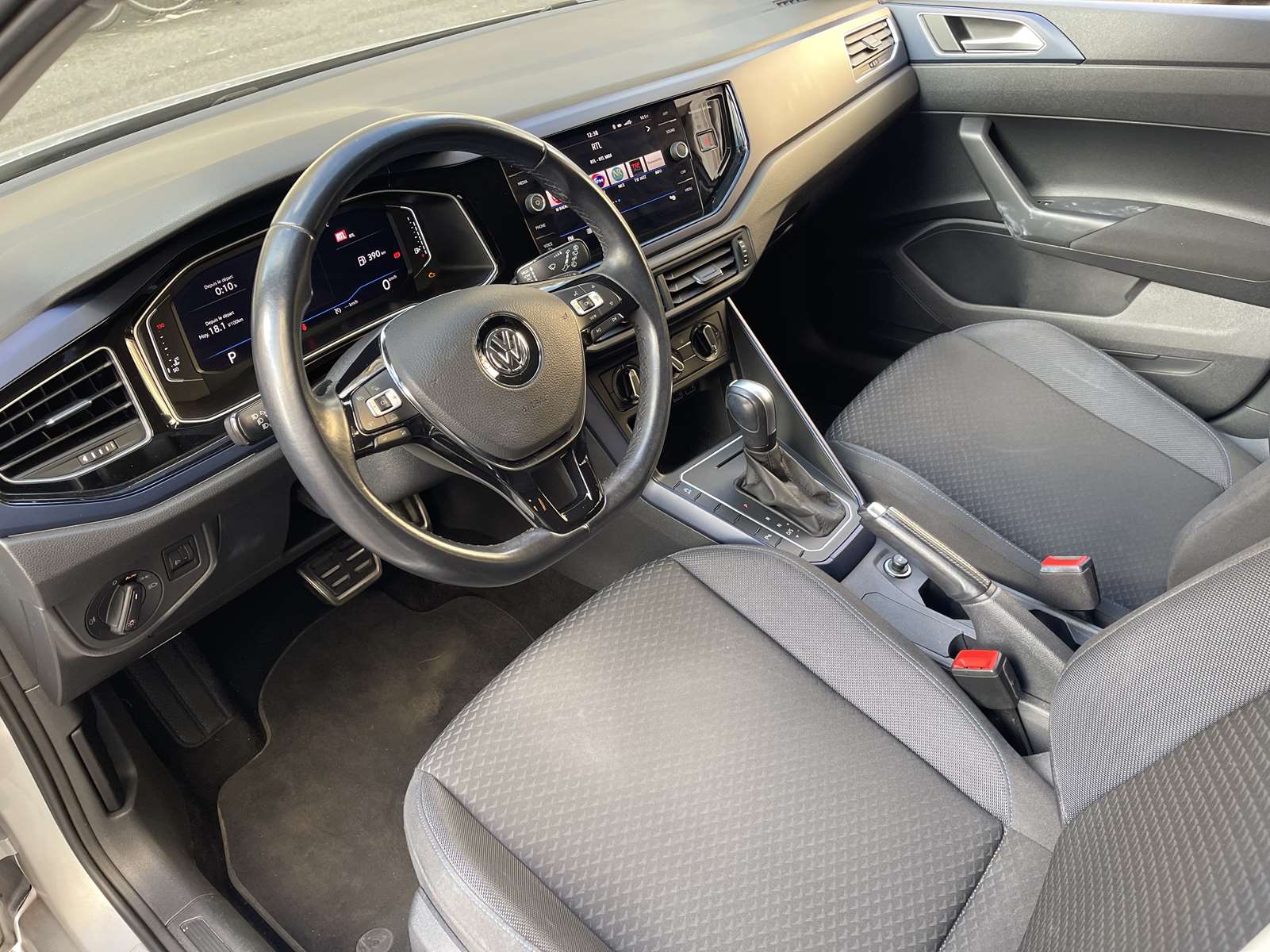 Volkswagen POLO VI 1.0 TSI 95ch United DSG7 1ère main 15