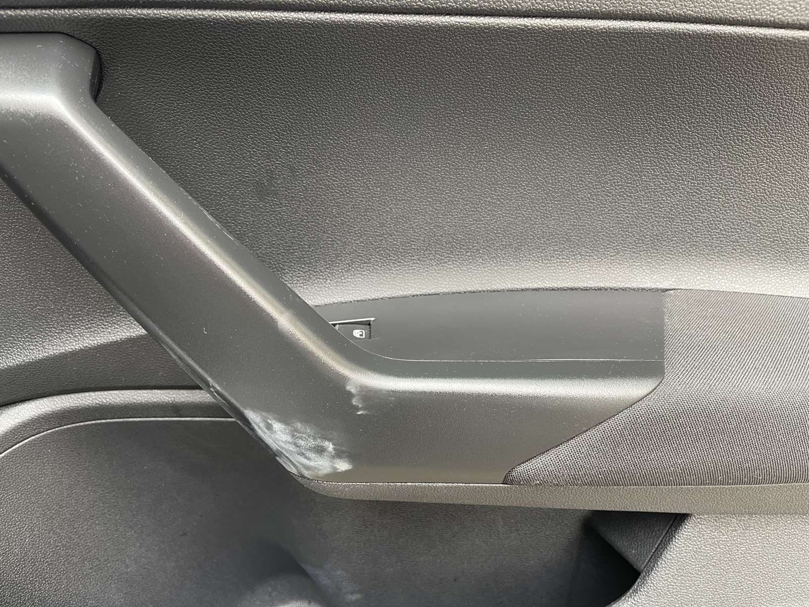 Volkswagen POLO VI 1.0 TSI 95ch United DSG7 1ère main 27