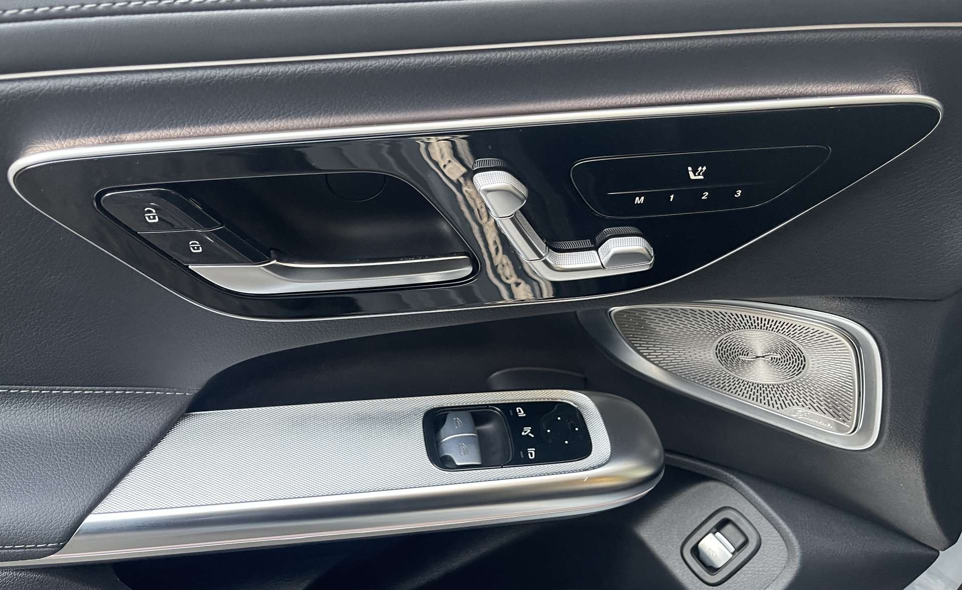 Mercedes CLE COUPE 300 E Hybrid EQ AMG LINE 9G-TRONIC 13