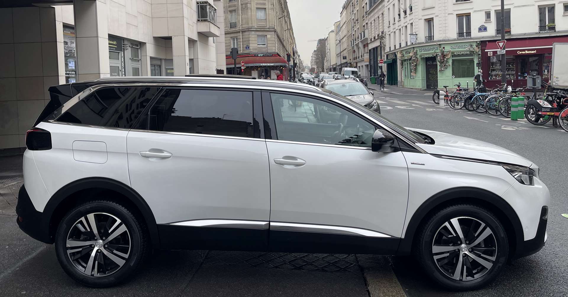 PEUGEOT 5008 II 1.2 PURETECH 130 S&S GT LINE Toit panoramique 1