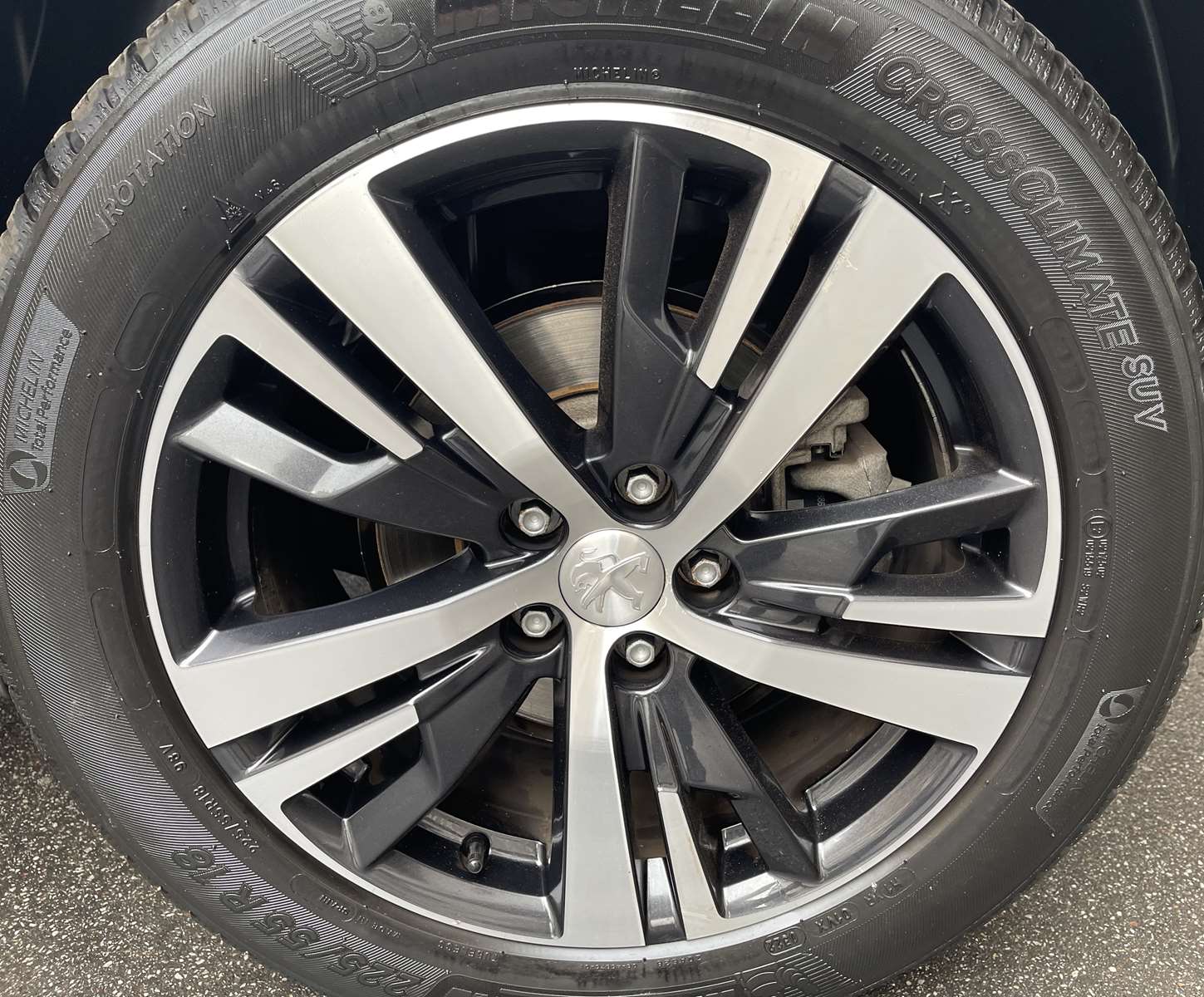 PEUGEOT 5008 II 1.2 PURETECH 130 S&S GT LINE Toit panoramique 30