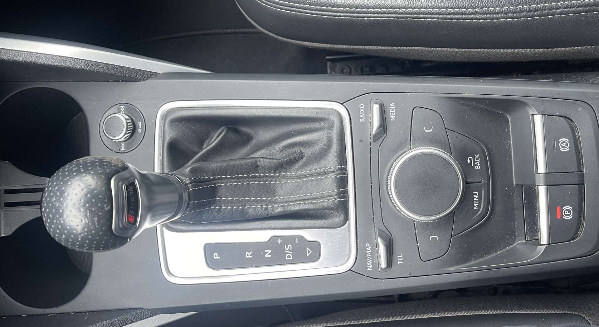 Audi Q2 30 TDI 116ch S line S tronic 21