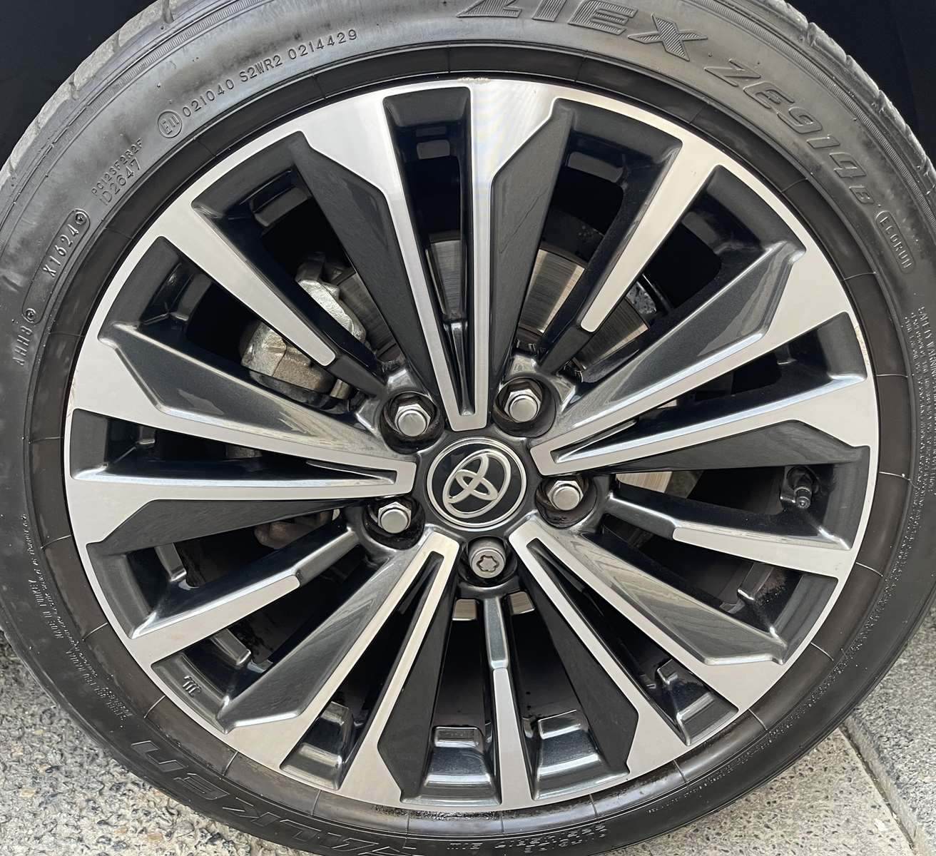 TOYOTA Corolla Touring 1.8 140ch Dynamic Business MY25 23